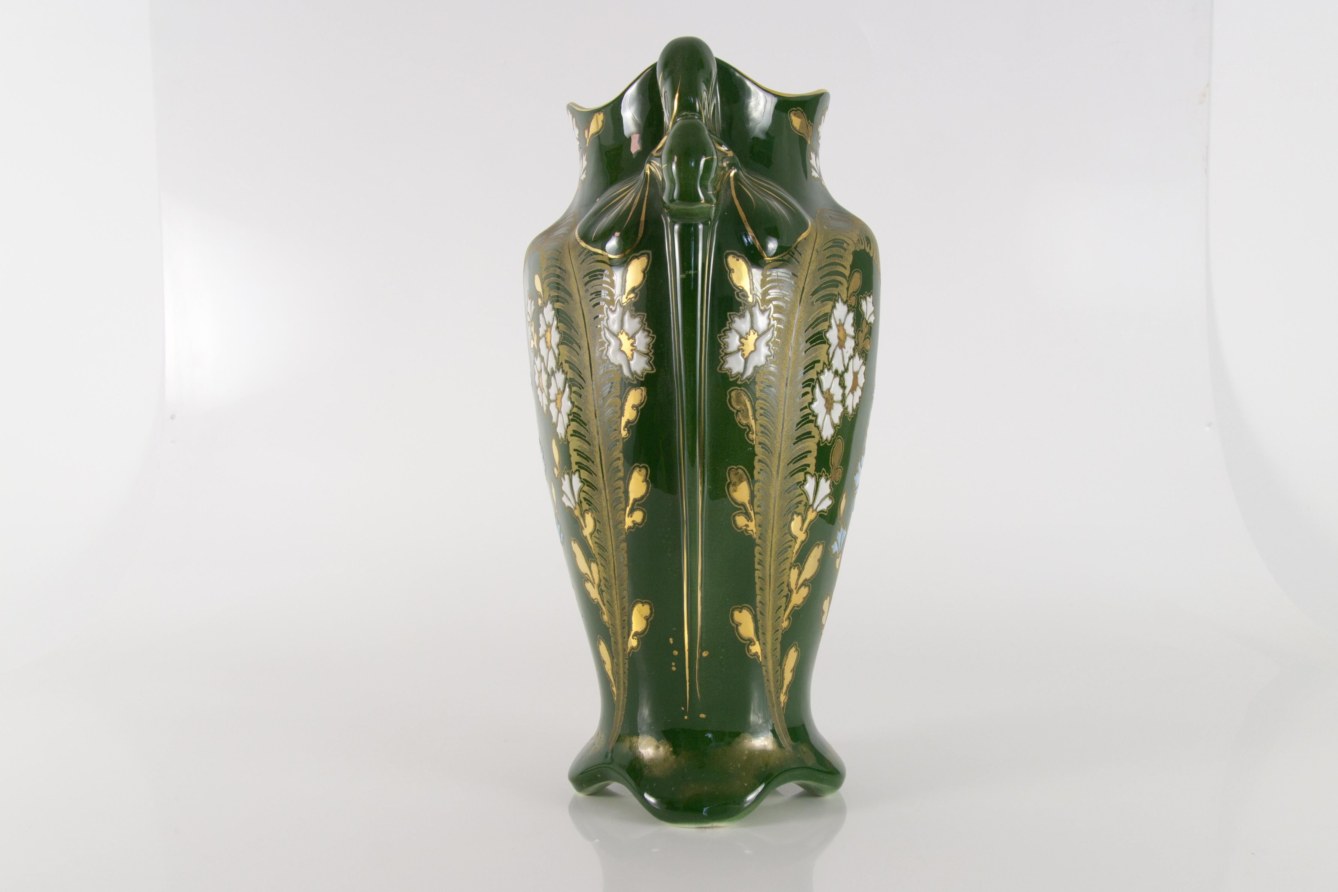 Art Nouveau Green Ceramic Vase, circa 1920 2