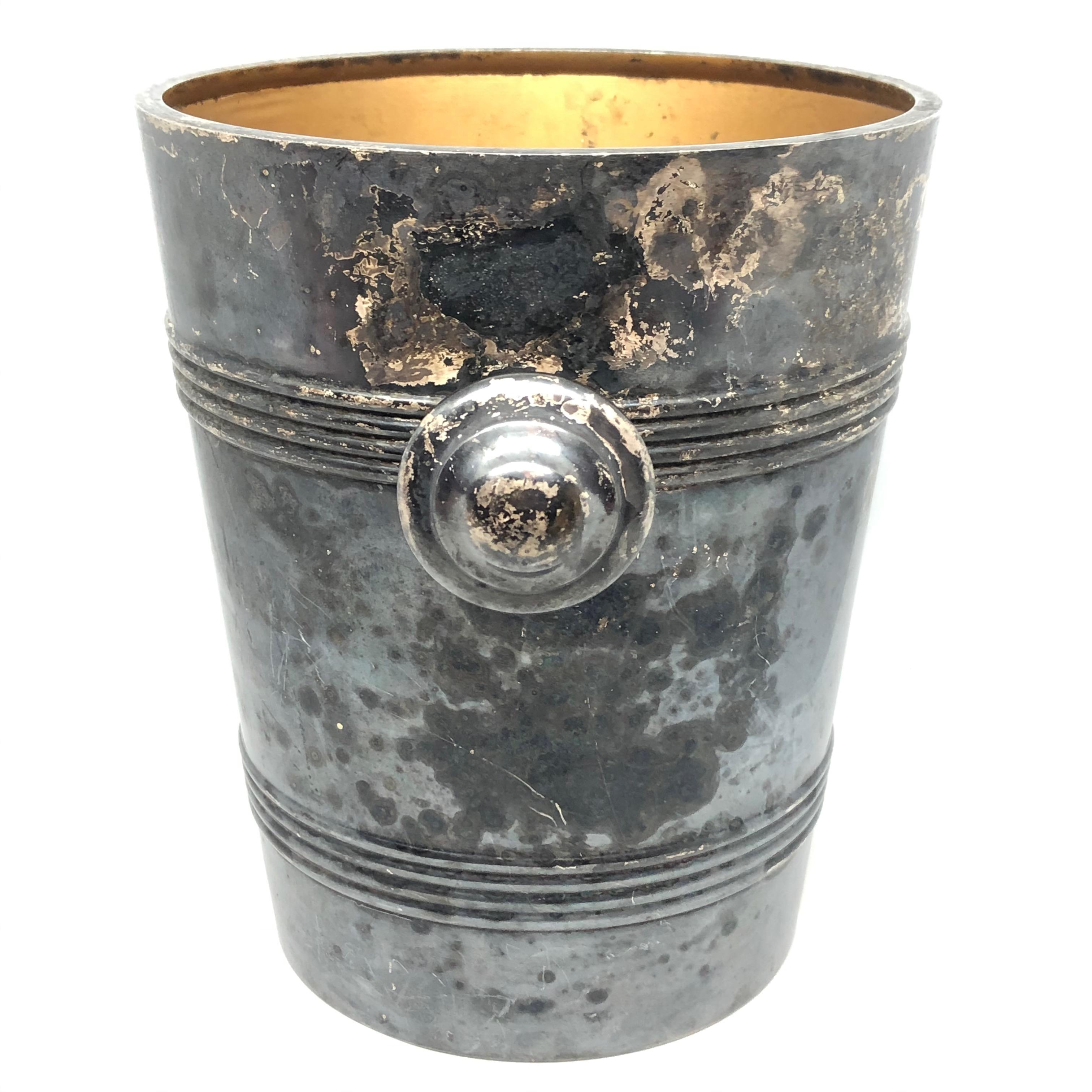 A nice barware item from Germany, 1910s. An all original Art Nouveau item to display in your bar or just on a cupboard with a bottle of wine. Silver plate with nice patina, but this is old-age. Can be polished from the new owner if wanted.