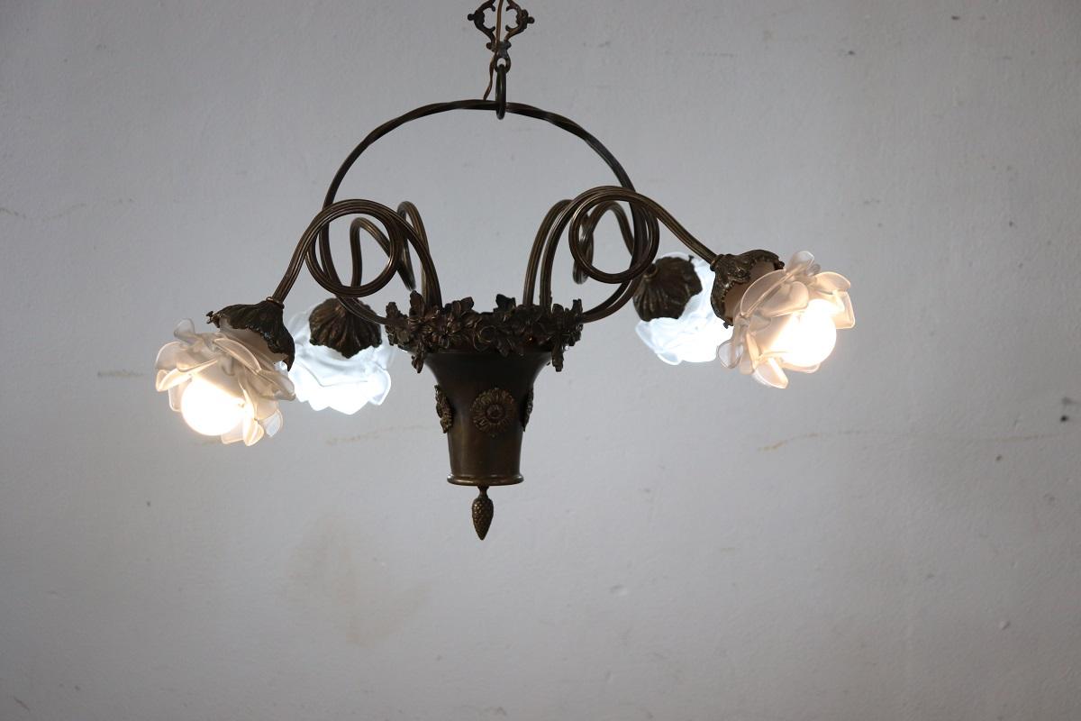 Art Nouveau Chandelier in Brass with 4 Bulbs In Good Condition In Casale Monferrato, IT