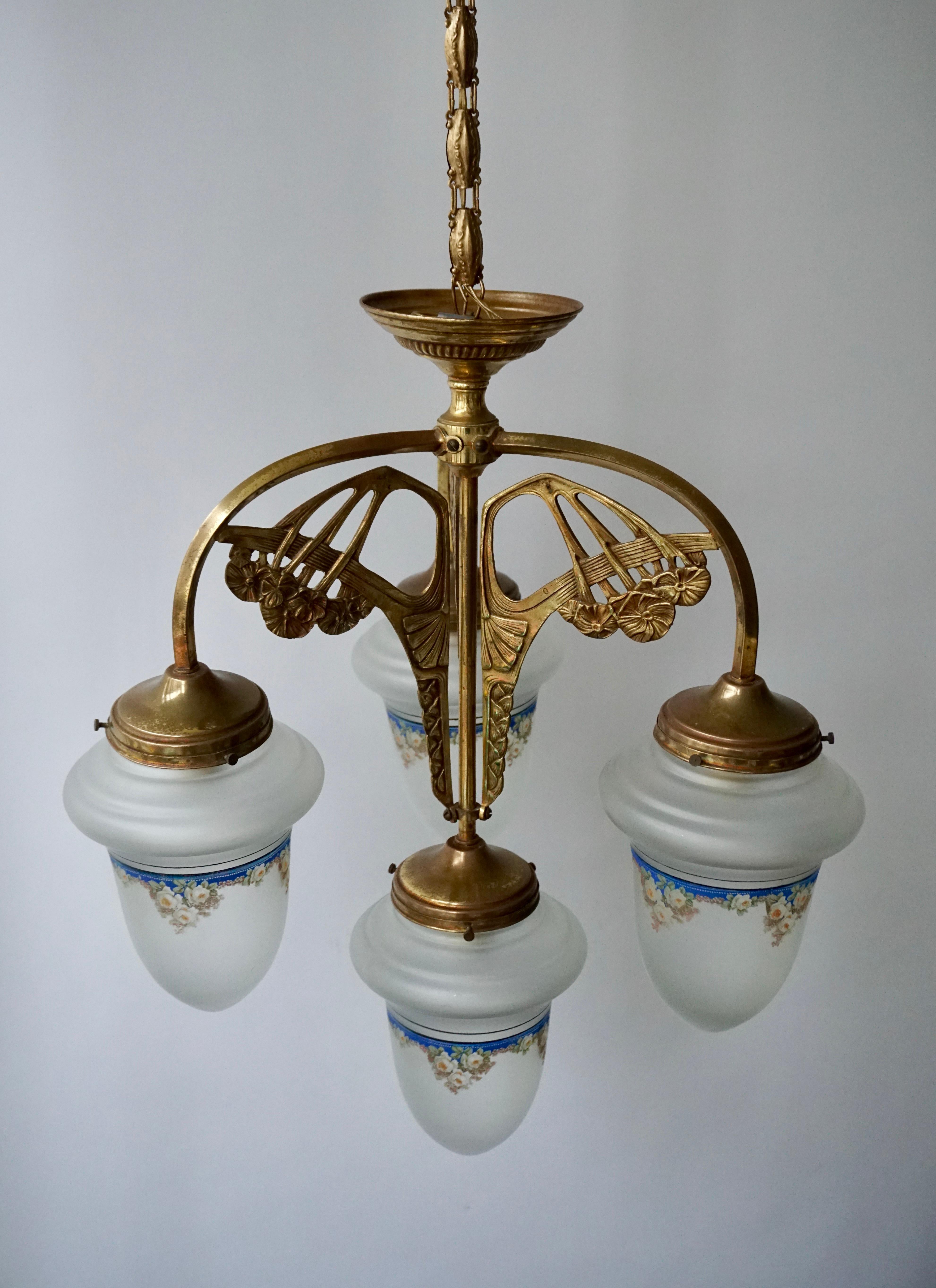 20th Century Art Nouveau Chandelier in Painted Glass and Brass For Sale