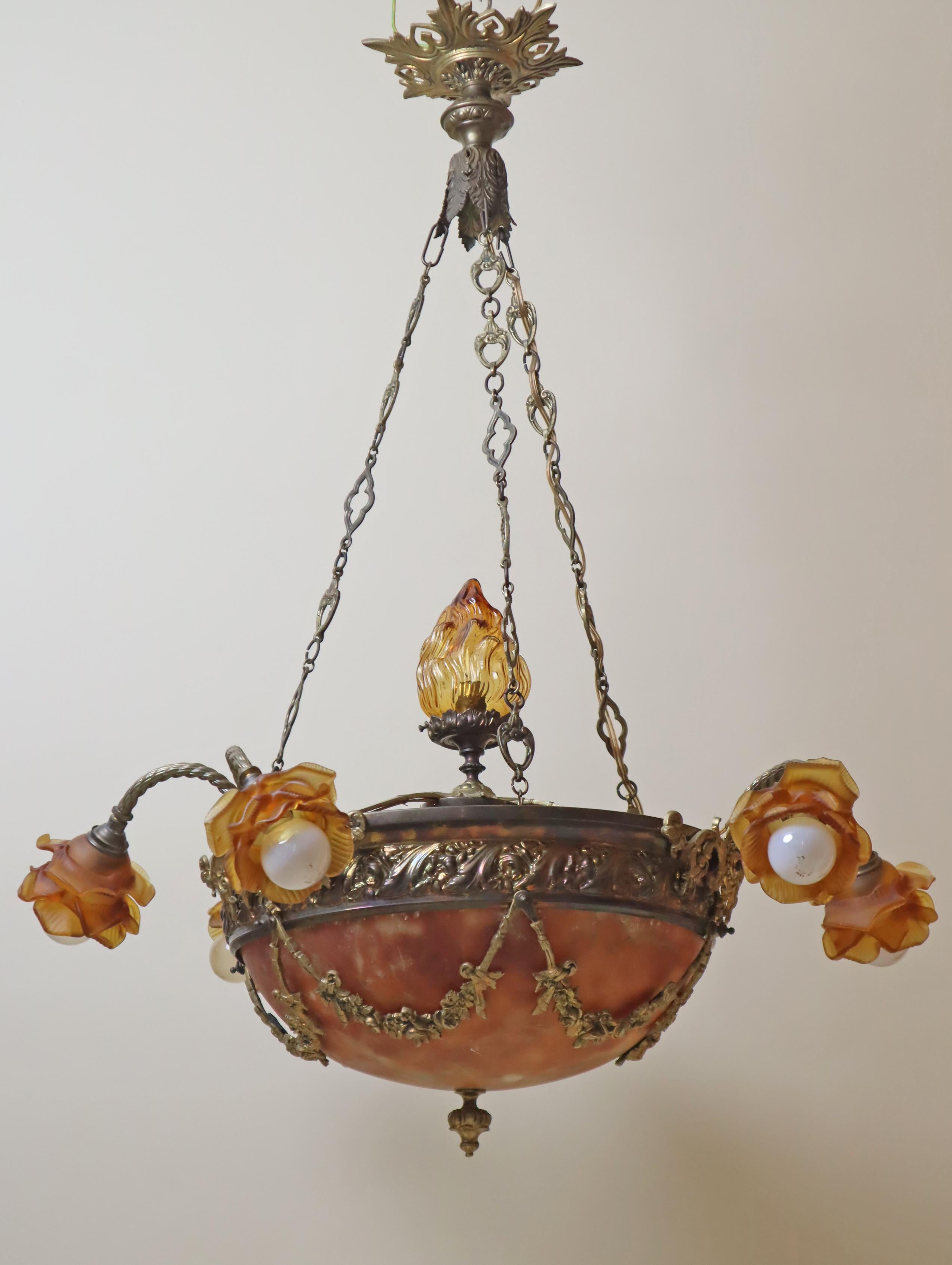 Art Nouveau Chandelier Made of Amber Alabaster and Glass Flowers, France For Sale 8