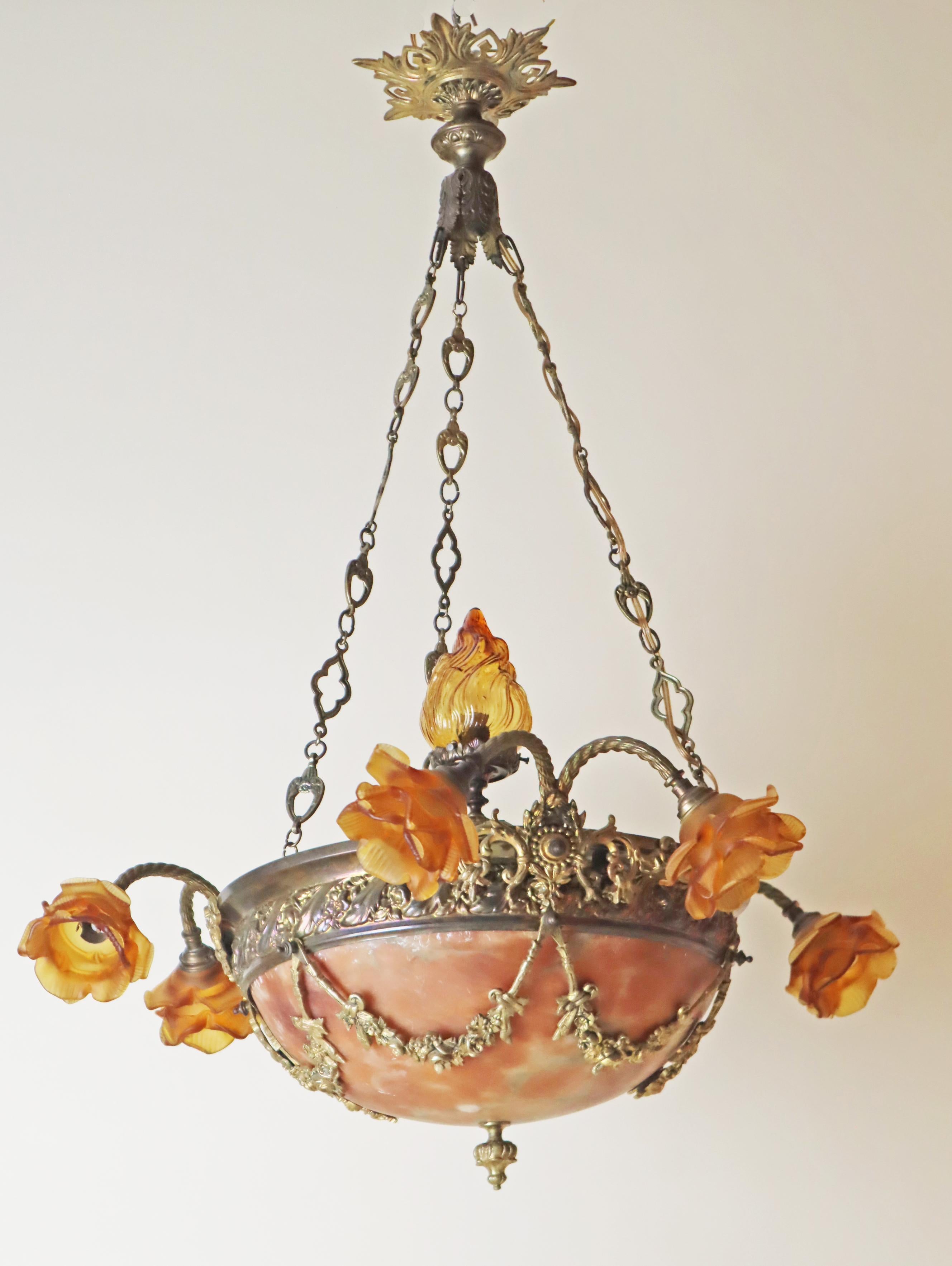 Art Nouveau Chandelier Made of Amber Alabaster and Glass Flowers, France For Sale 11