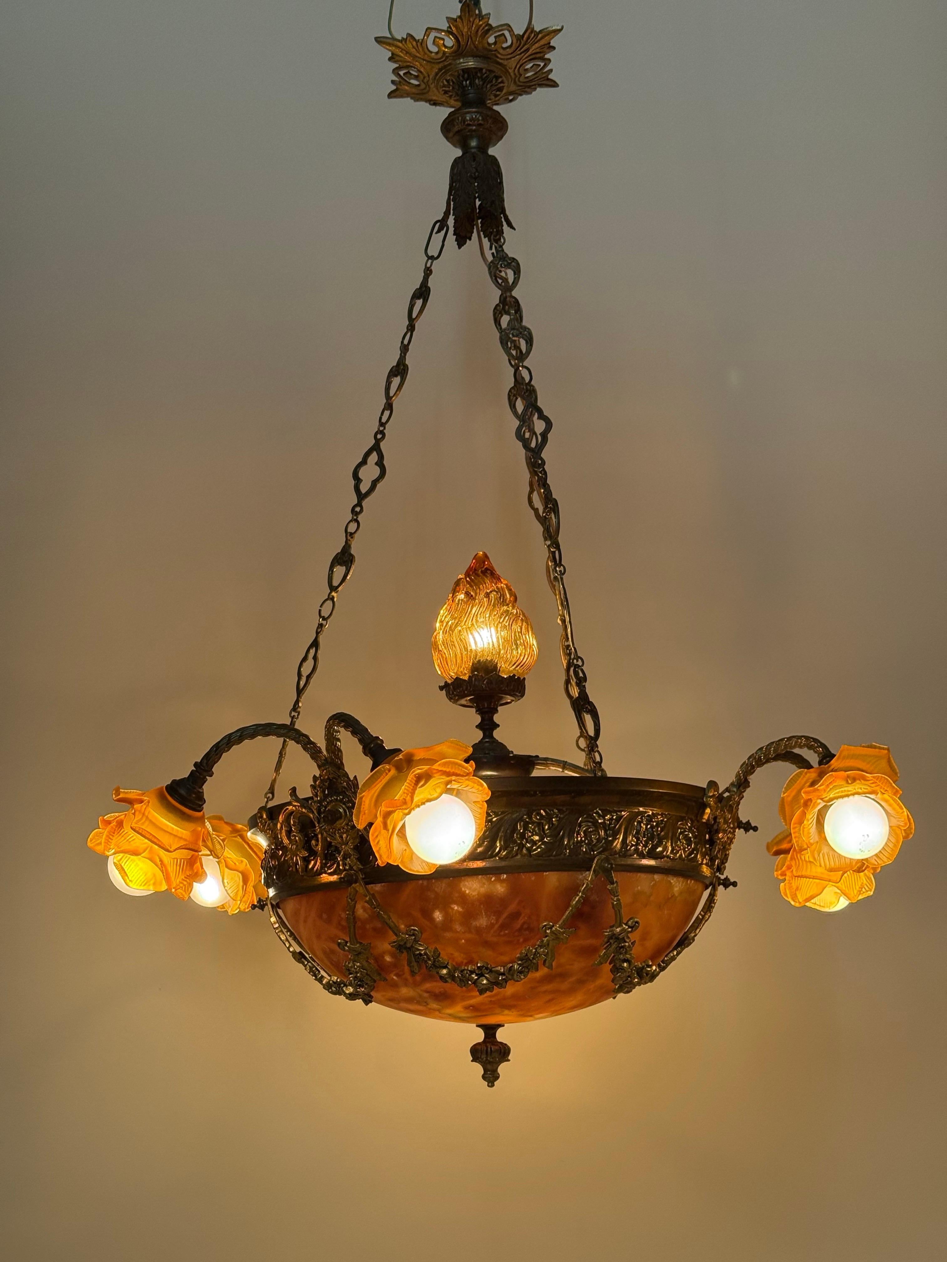 Art Nouveau Chandelier Made of Amber Alabaster and Glass Flowers, France For Sale 13
