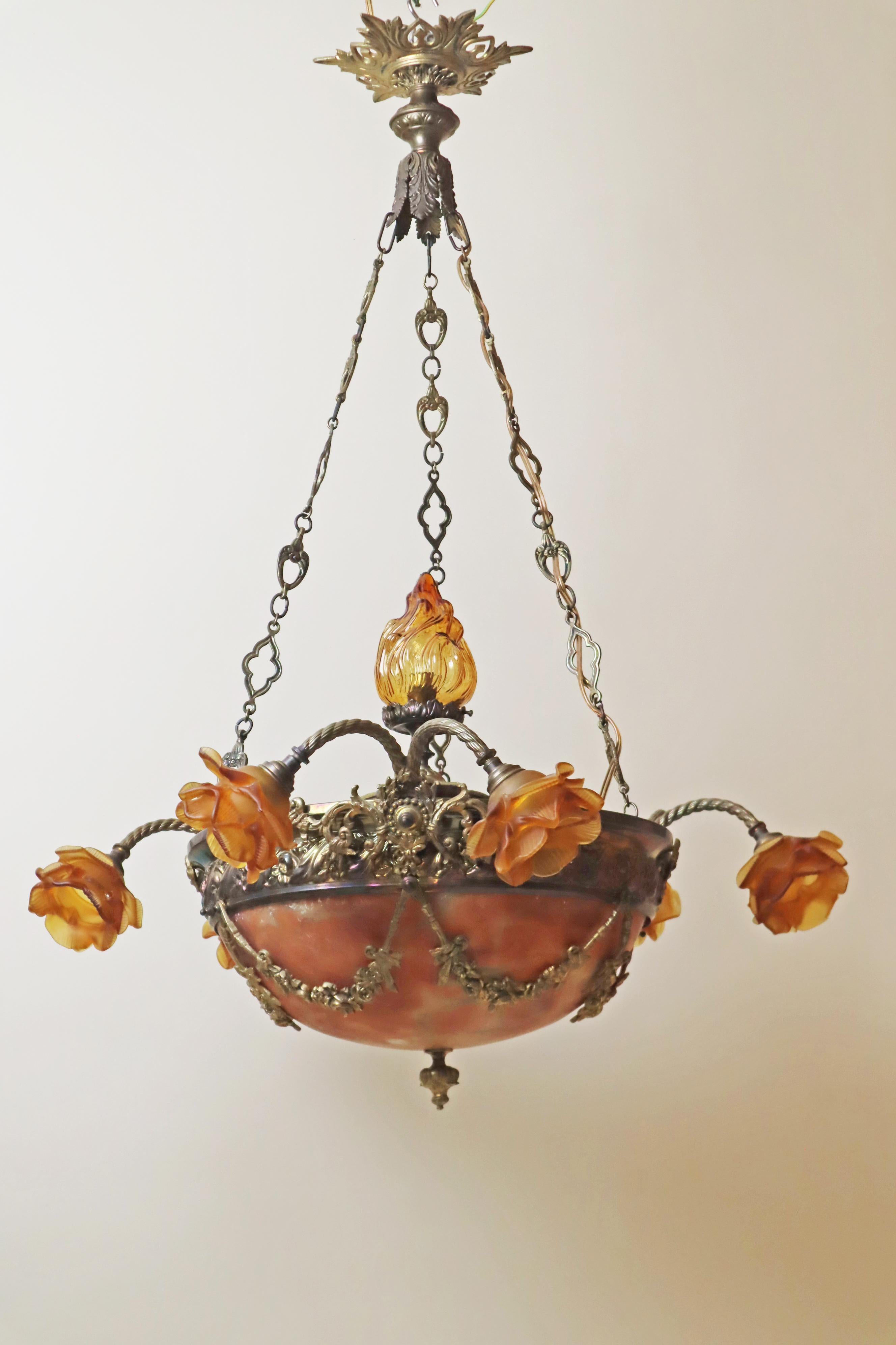 Art Nouveau Chandelier Made of Amber Alabaster and Glass Flowers, France For Sale 1