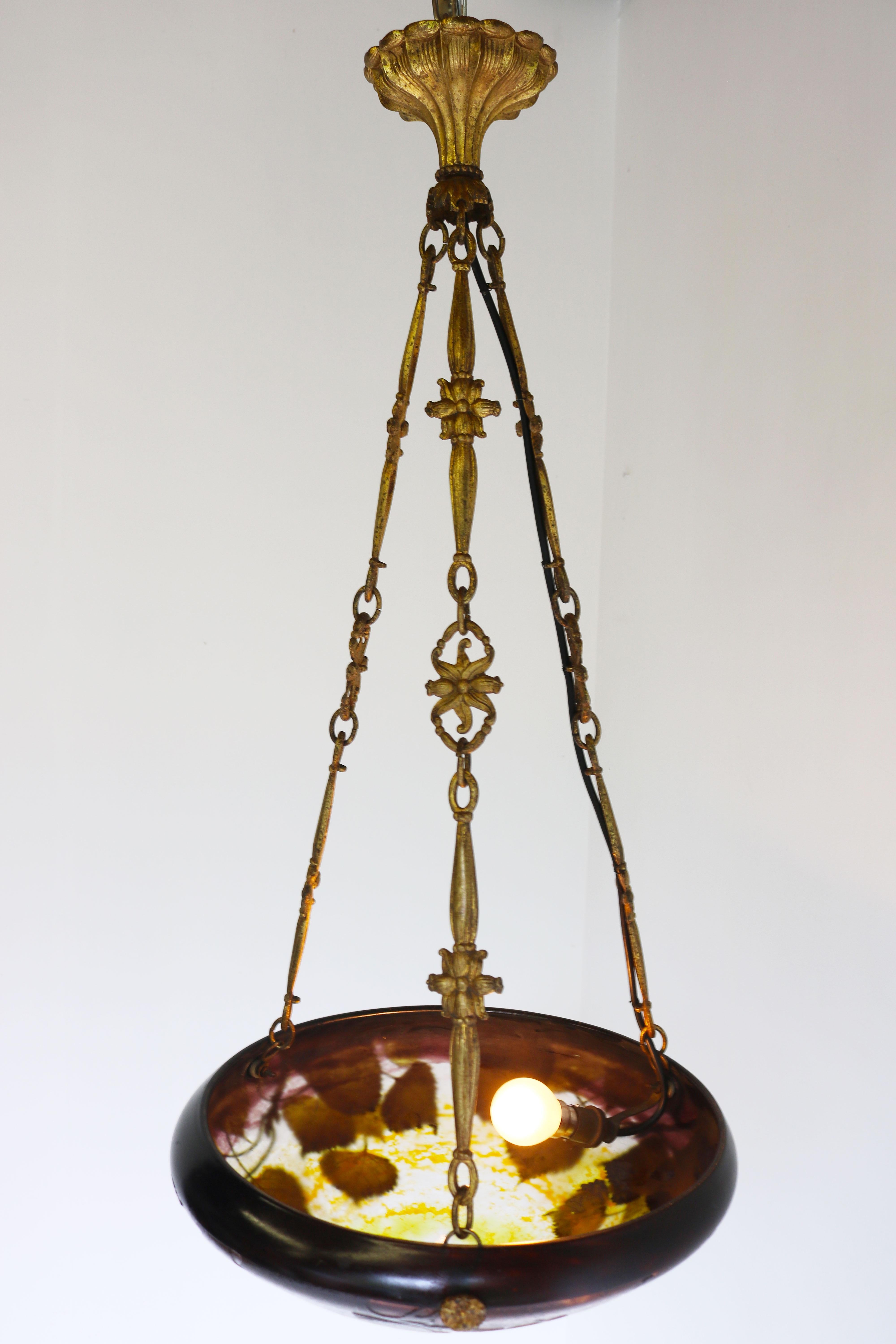 Art nouveau Chandelier / Pendant light by Daum Nancy & A. Petitot 1910 France For Sale 6