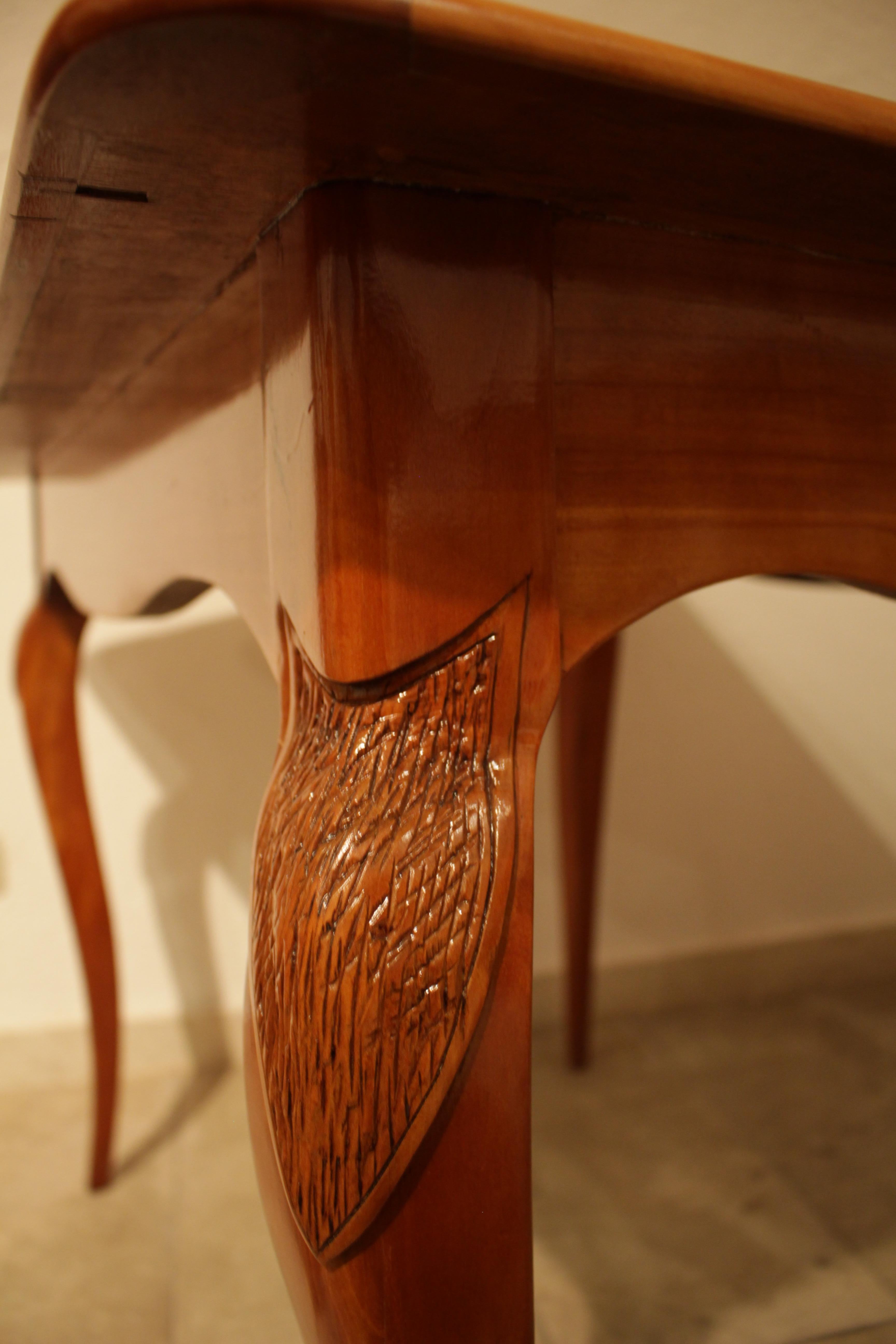 Art Nouveau Cherrywood Side Table In Good Condition For Sale In Darmstadt, DE