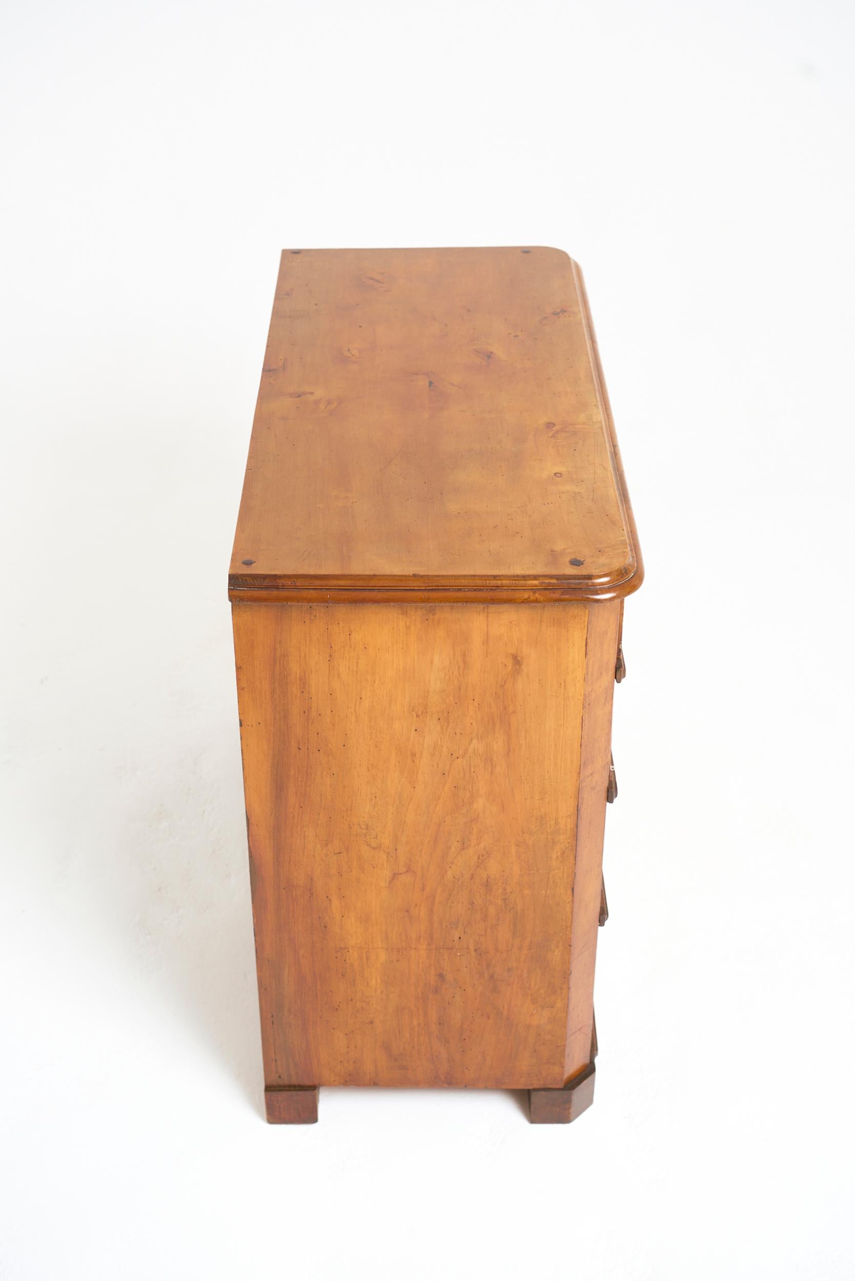 Commode Art Nouveau en vente 11