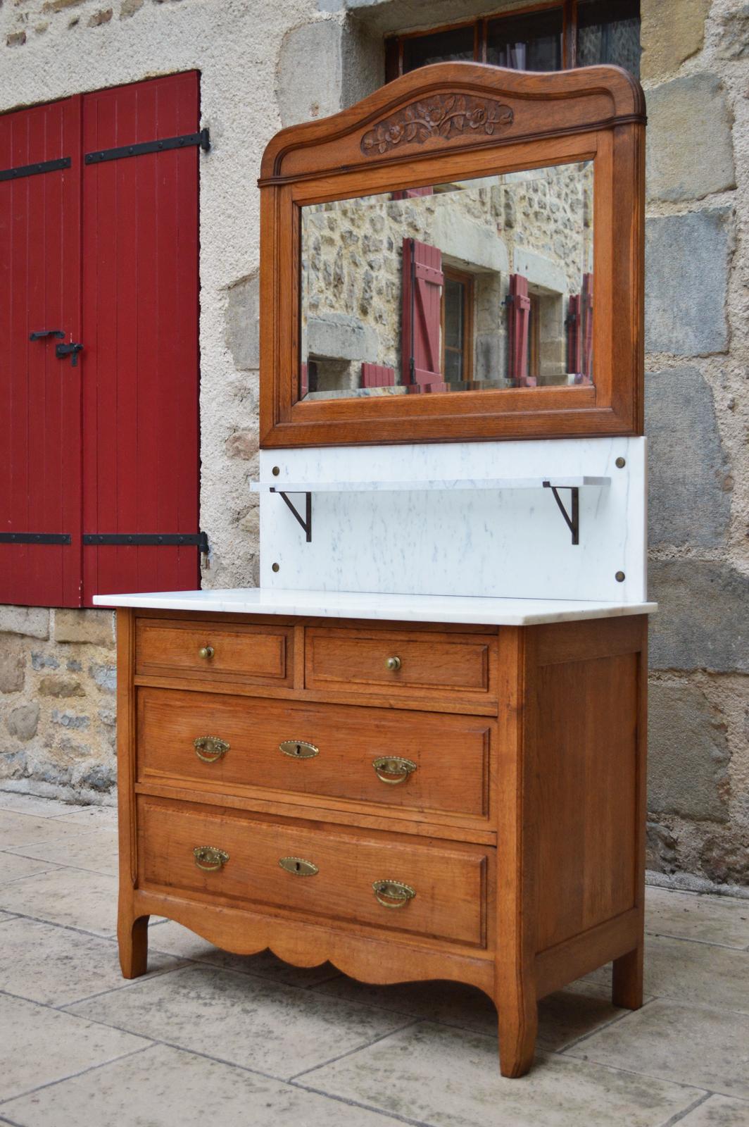Beveled Art Nouveau Chest of Drawers in Carved Oak, France, circa 1910 For Sale