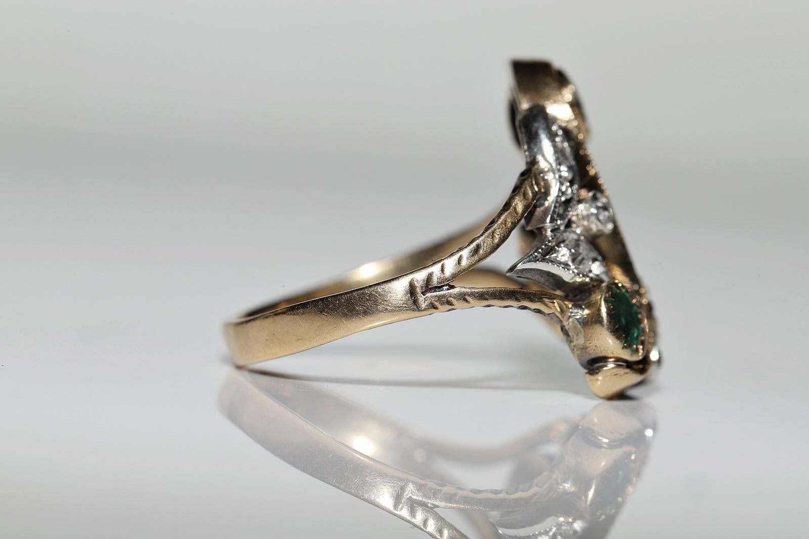 Art Nouveau Circa 1900s 18k Gold Top Silver Natural Diamond And Emerald Ring For Sale 6