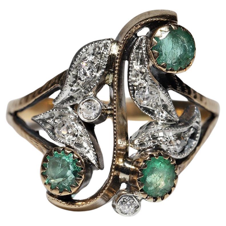 Art Nouveau Circa 1900s 18k Gold Top Silver Natural Diamond And Emerald Ring For Sale