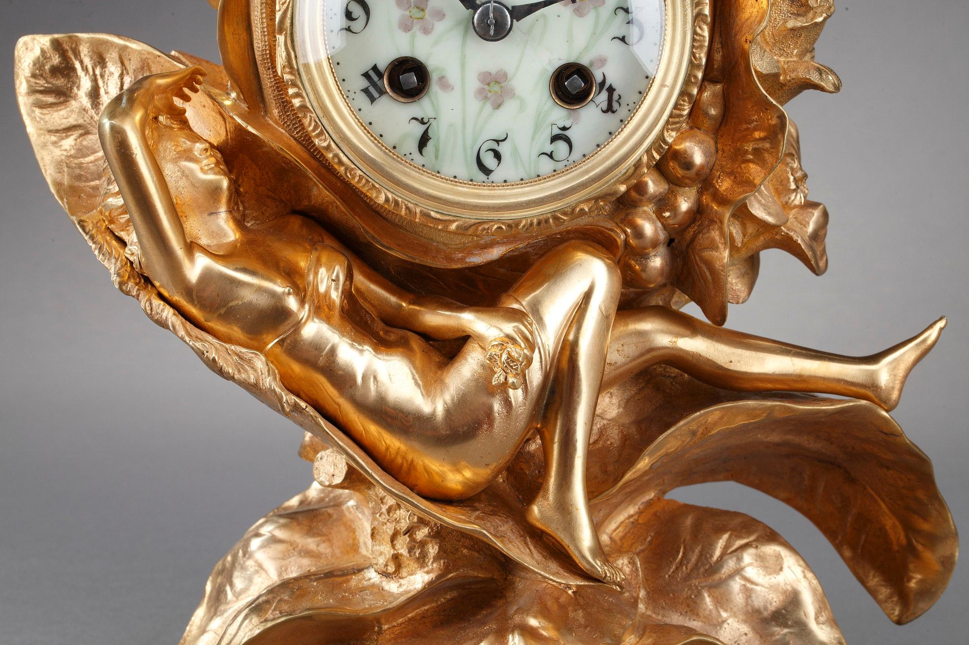 Early 20th Century Art Nouveau Clock in Gilt Bronze around 1900