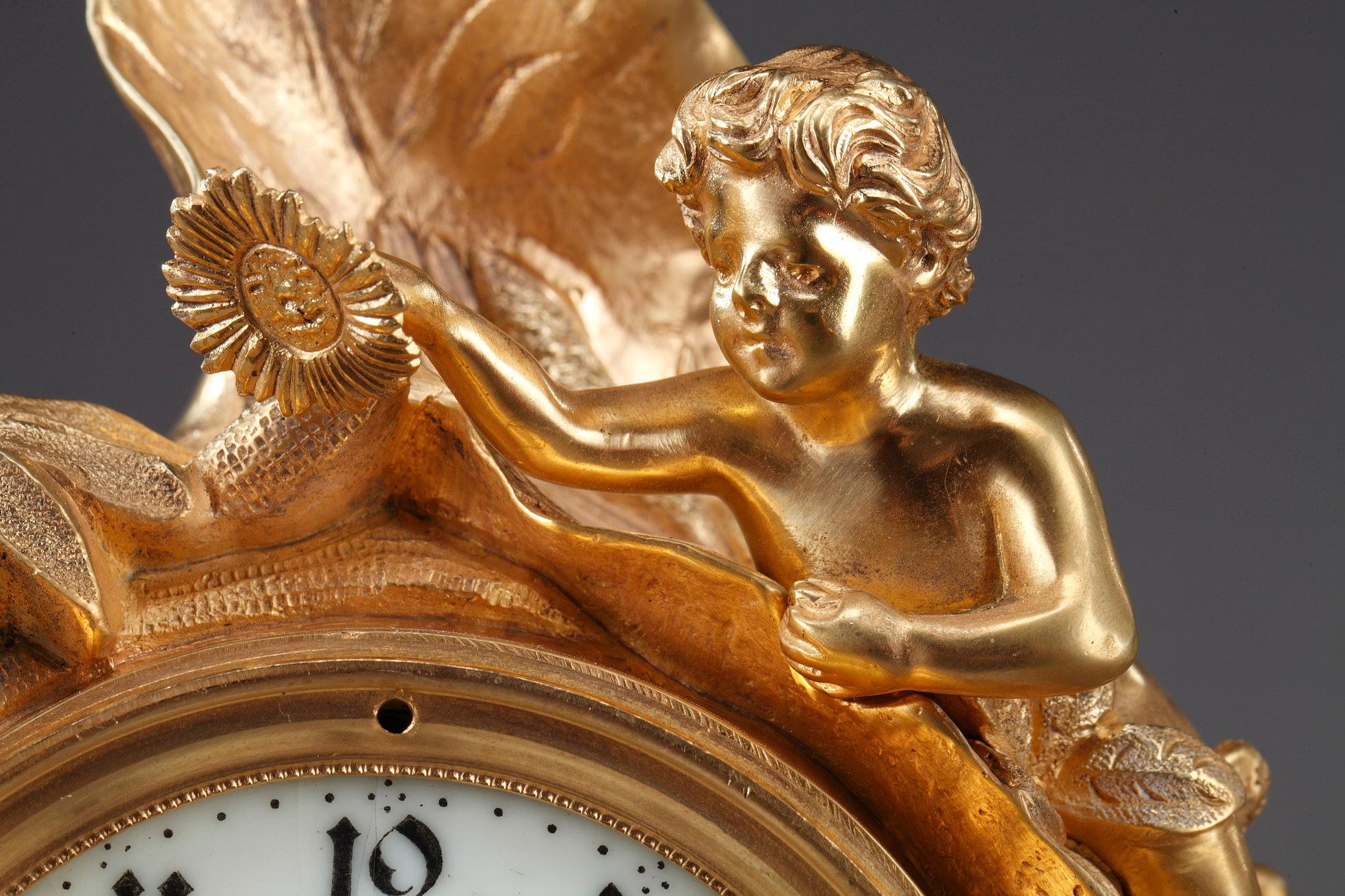 Art Nouveau Clock in Gilt Bronze around 1900 2