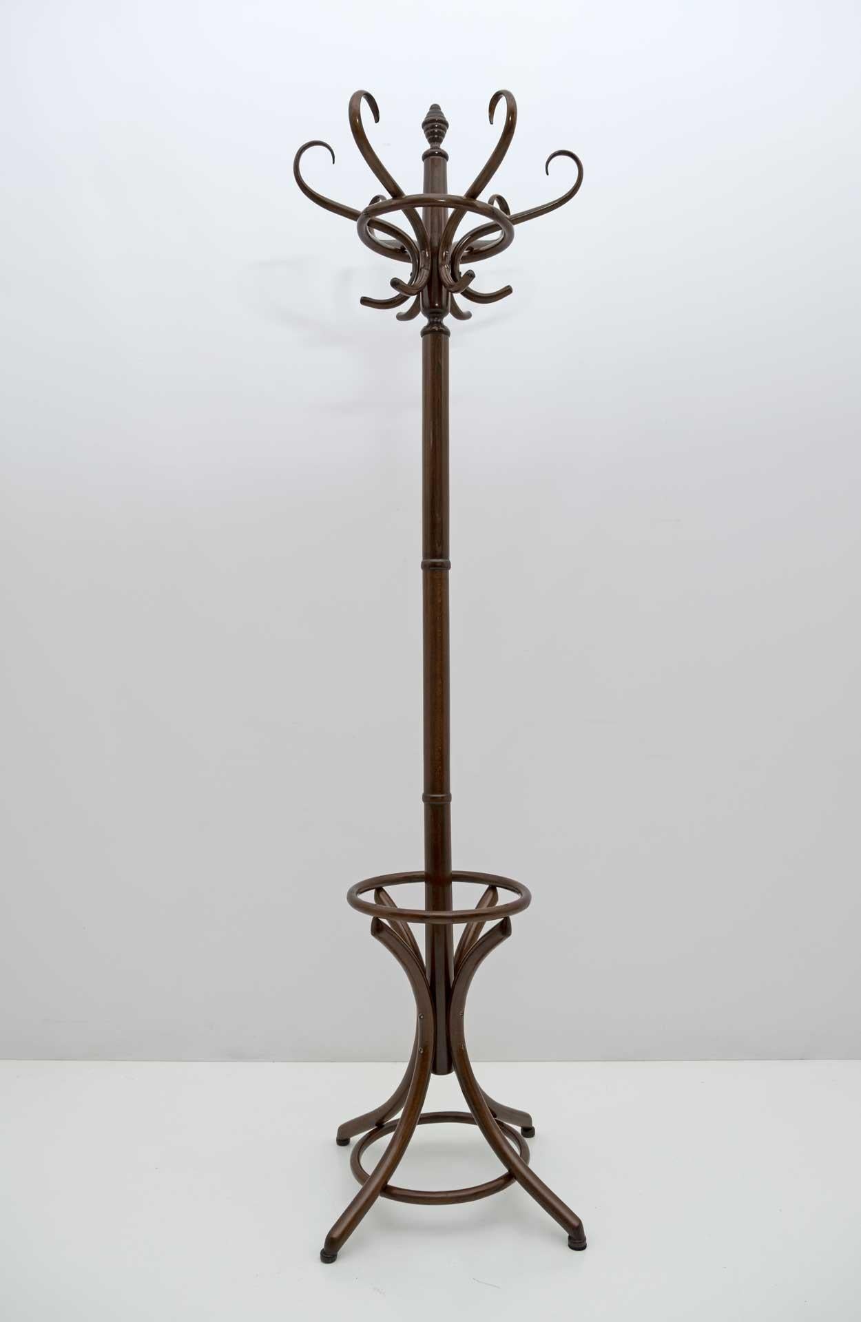 Art Nouveau bentwood coat stand attributed to Thonet, Vienna, Thonet the Viennese coat stand/umbrella stand made of bent beech. Completely restored and shellac polished.