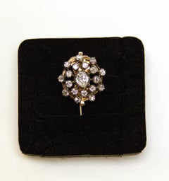 Art Nouveau Cluster Brooch Gold 585 Diamonds 2.30 Carat Vienna, 1900