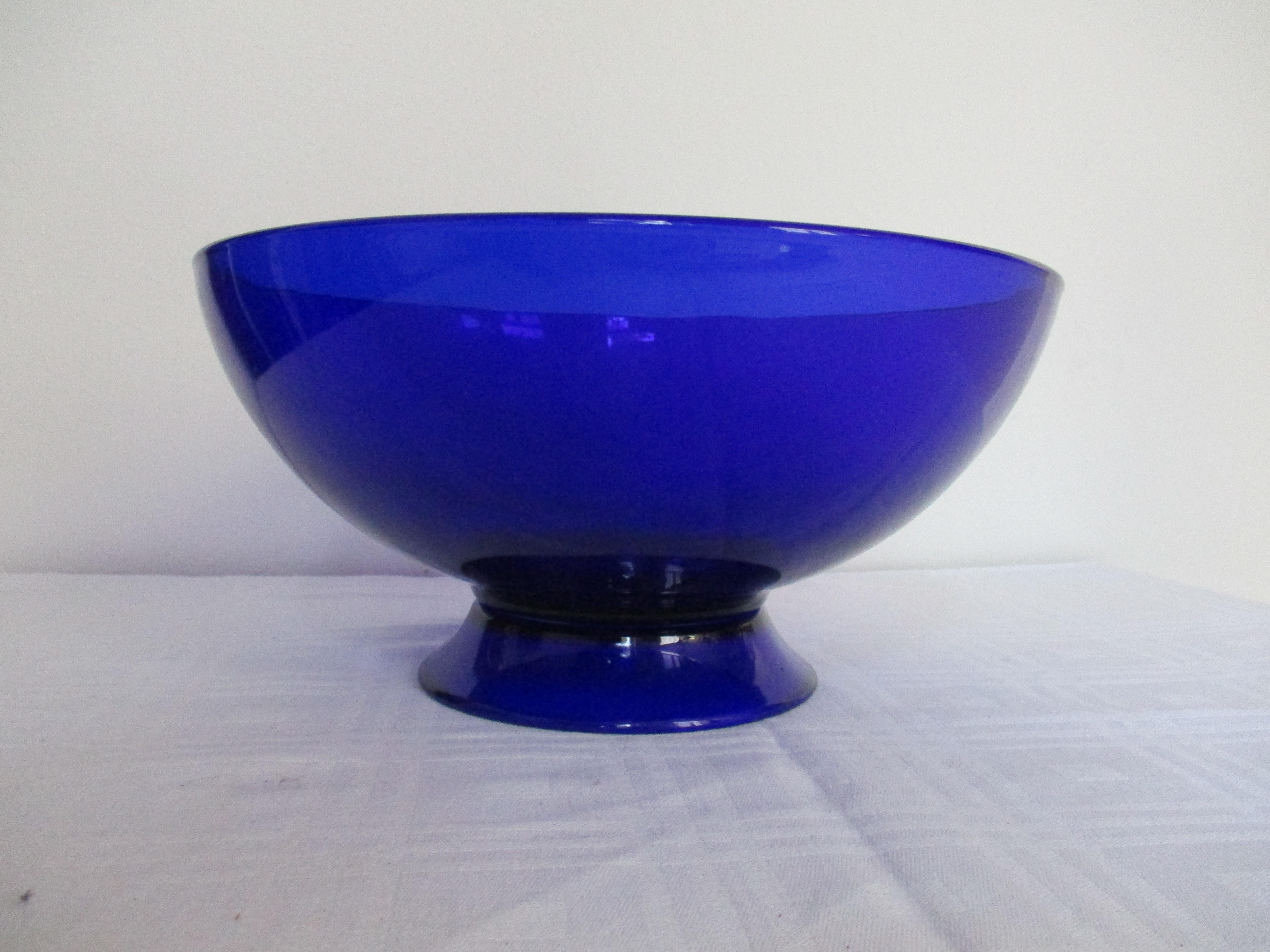 XX secolo Ciotola Art Nouveau blu cobalto in vendita