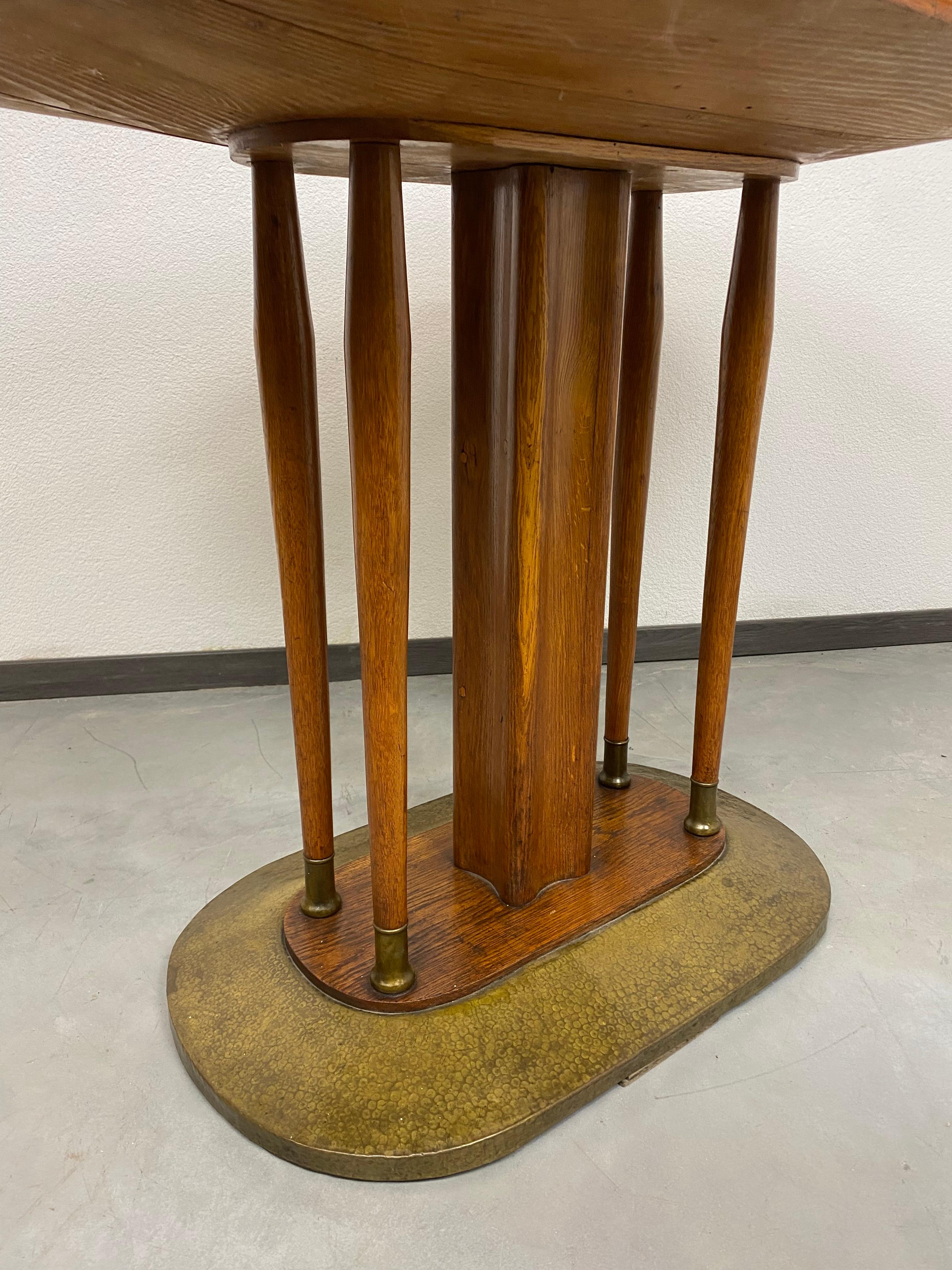 Early 20th Century Art Nouveau Coffee Table For Sale