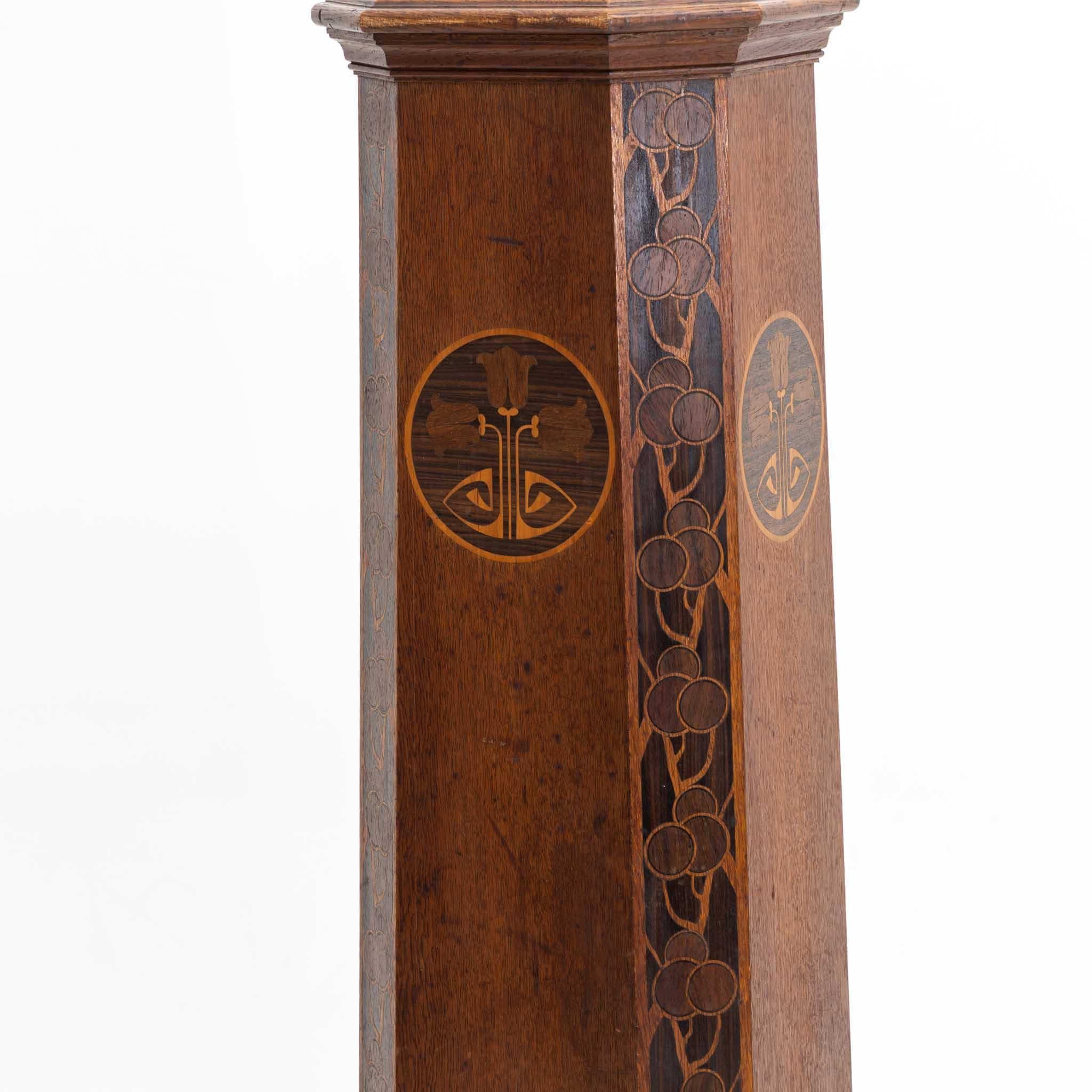 Art Nouveau Pedestal, Probably Münchner Werkstätte, Early 20th Century 2