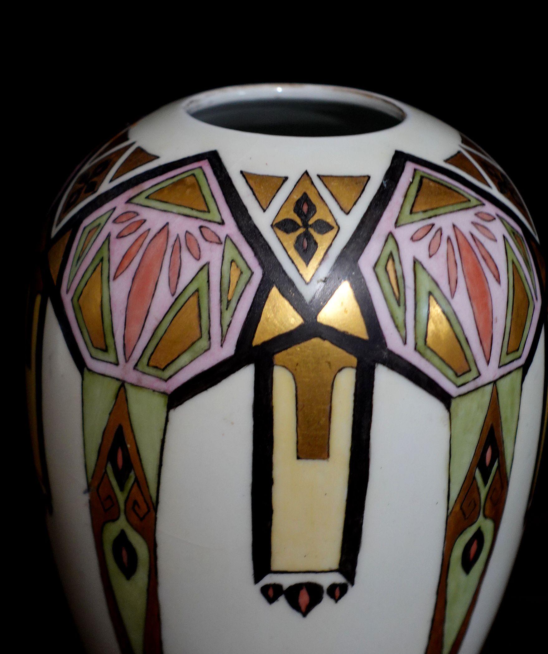 Art Nouveau Continental Porcealin Vase In Good Condition In Norton, MA