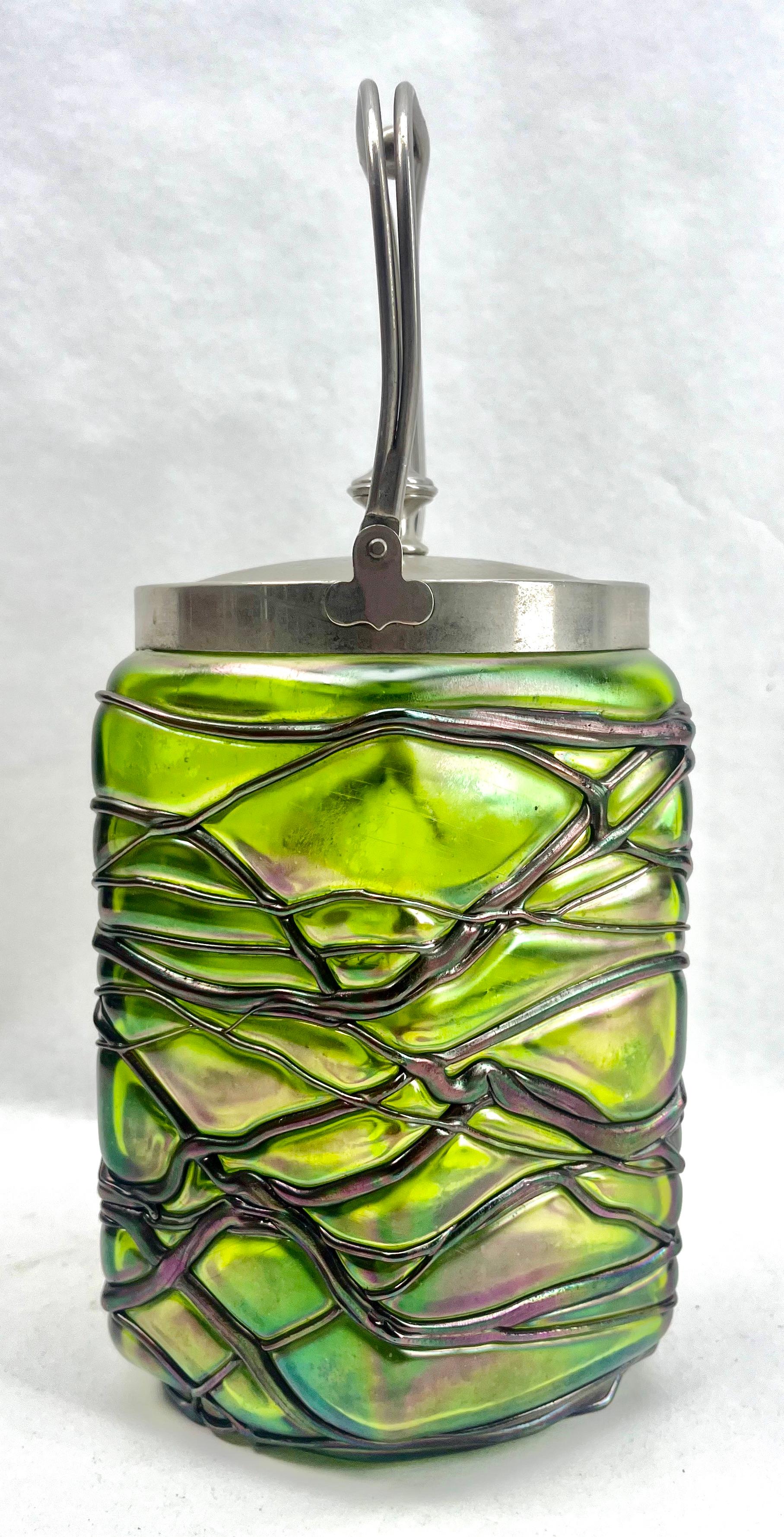 Art Nouveau Cookie jar iridescent glass by Loetz' with Lid For Sale 3