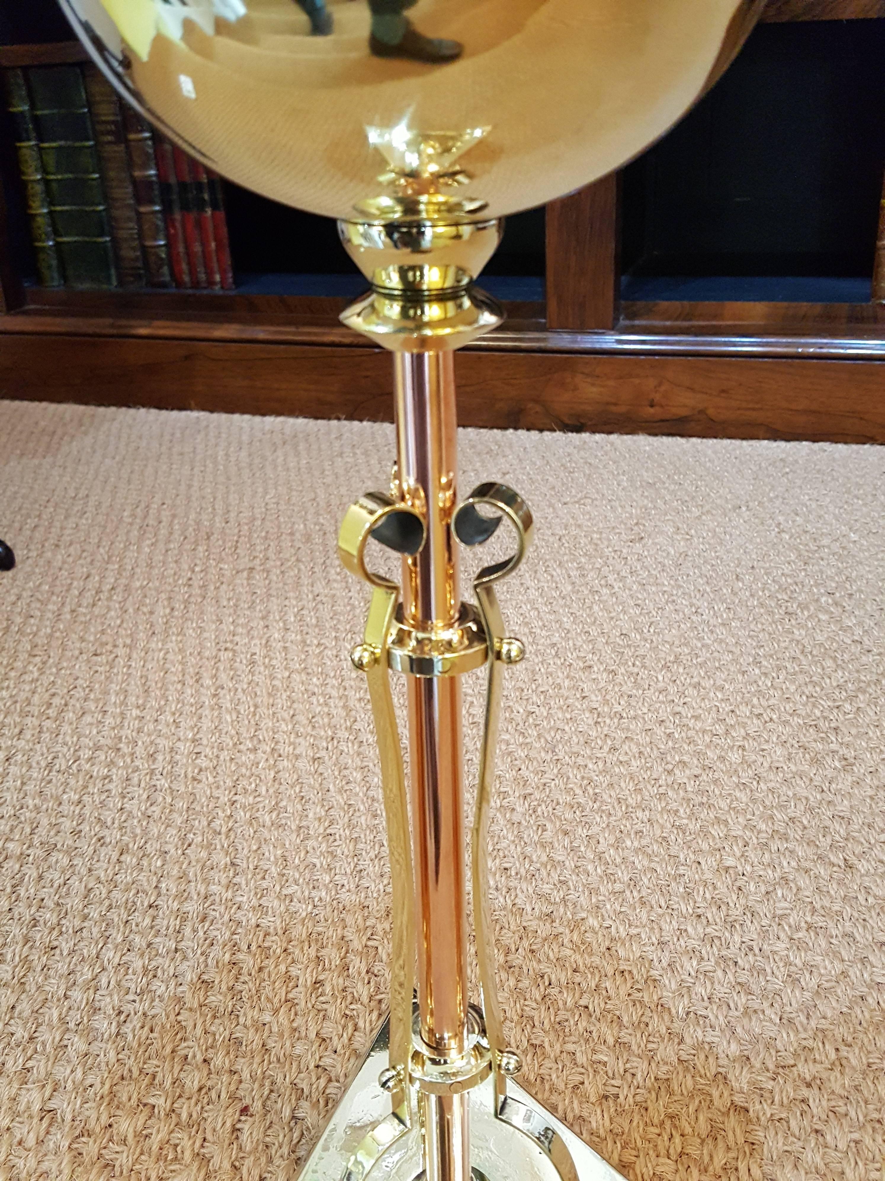 Art Nouveau Copper and Brass Oil Lamp In Excellent Condition For Sale In Altrincham, Cheshire