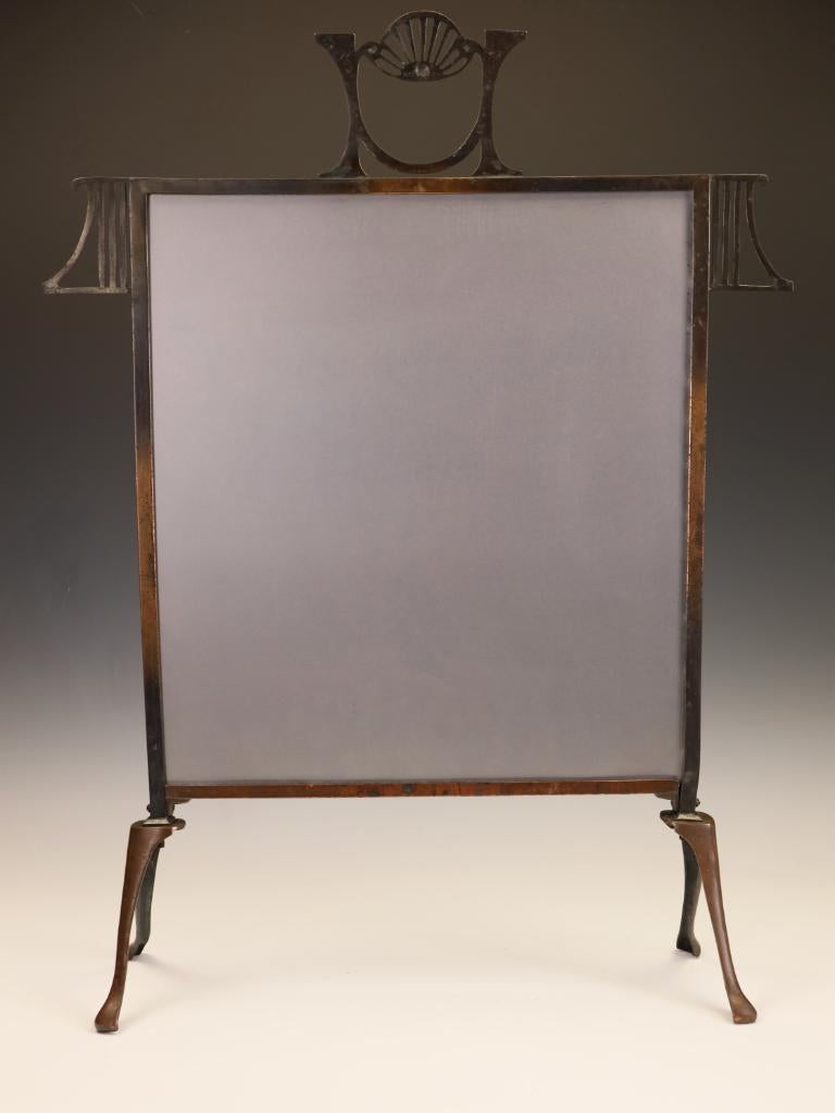 Art Nouveau Copper Firescreen with Bevelled Mirror Panel, c. 1900 For Sale 11