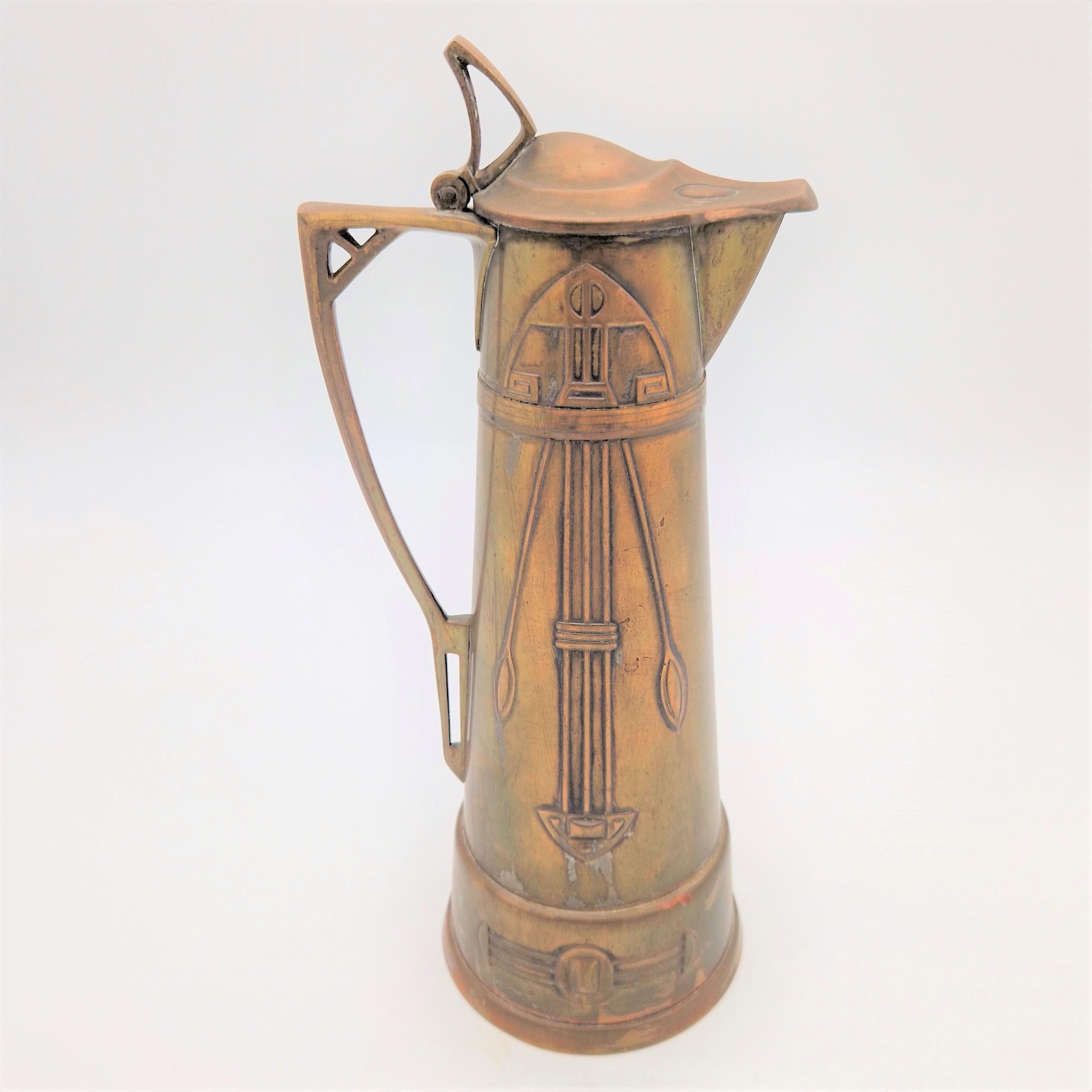 Art nouveau. Copper jug by Carl Deffner Esslingen. 1900 - 1920 In Good Condition For Sale In CADALSO, ES
