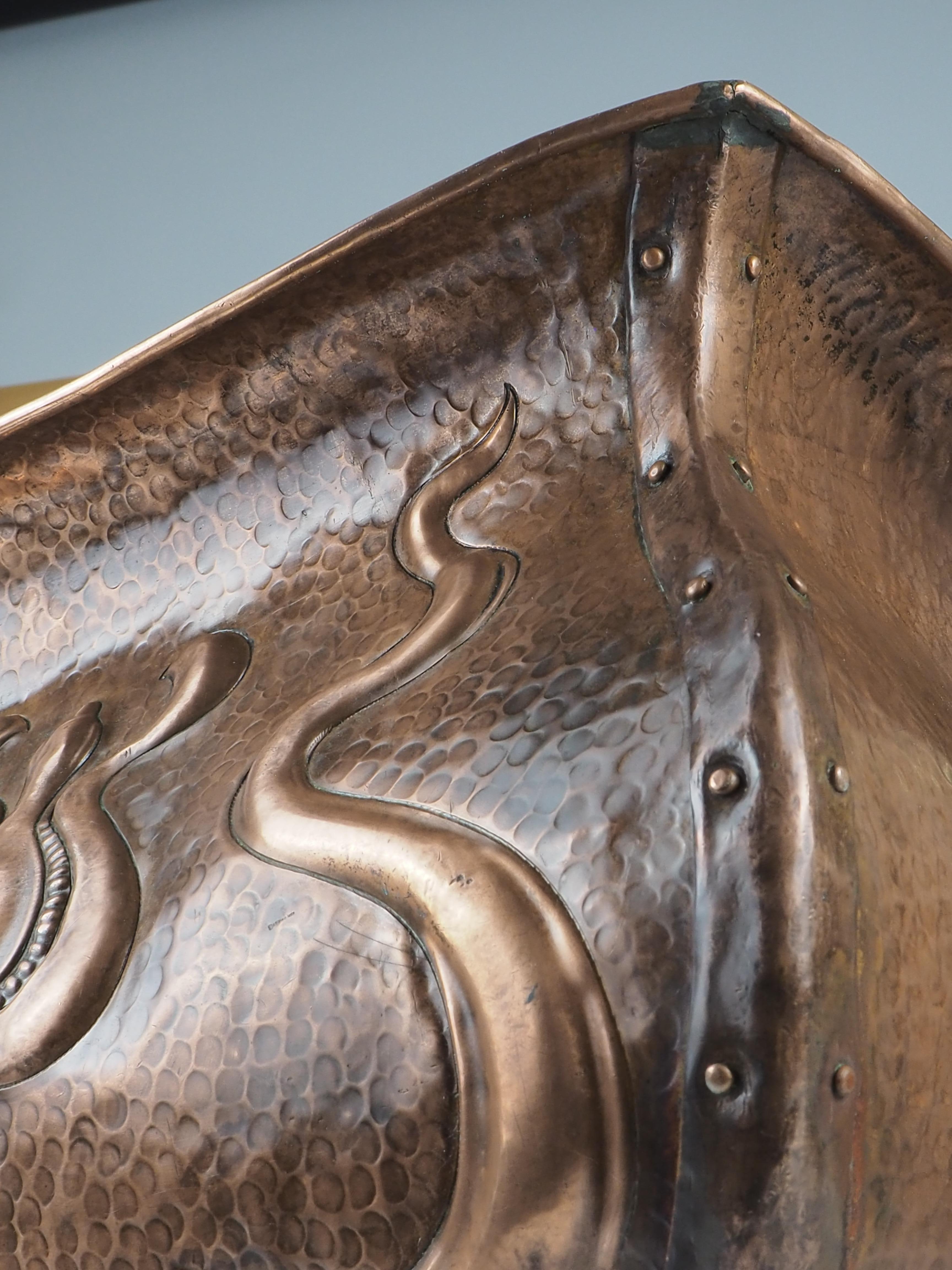 Art Nouveau Copper Planter / Jardinere / Fireside Bucket For Sale 6