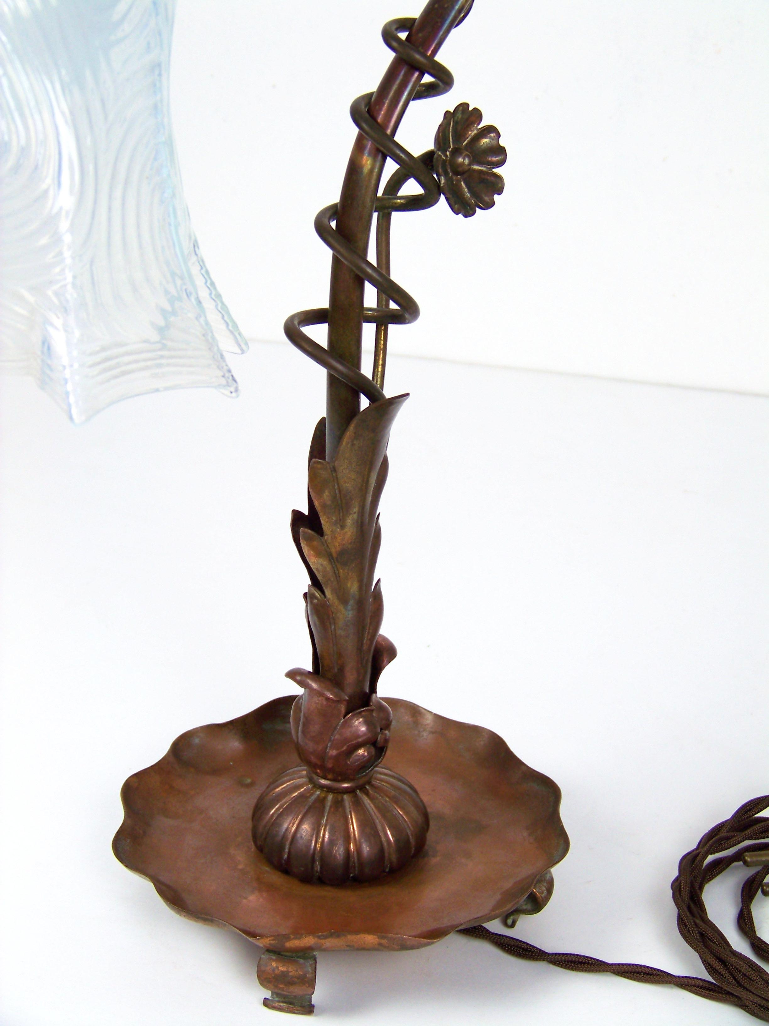 20th Century Art Nouveau Copper Table Lamp, circa 1900