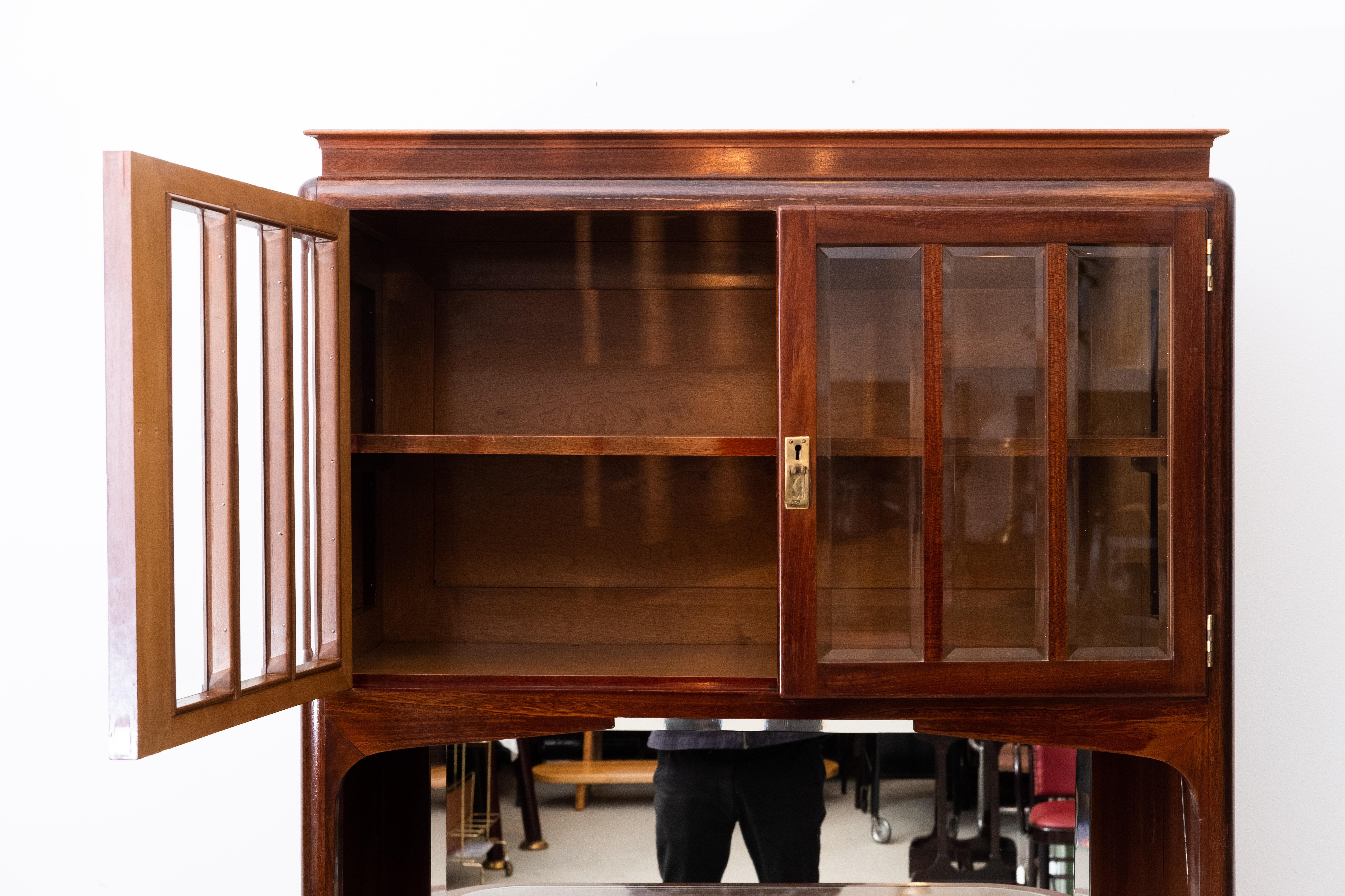 Art Nouveau Credenza in style of Otto Wytrlik, by Jac. Kain (Vienna, 1905) 1