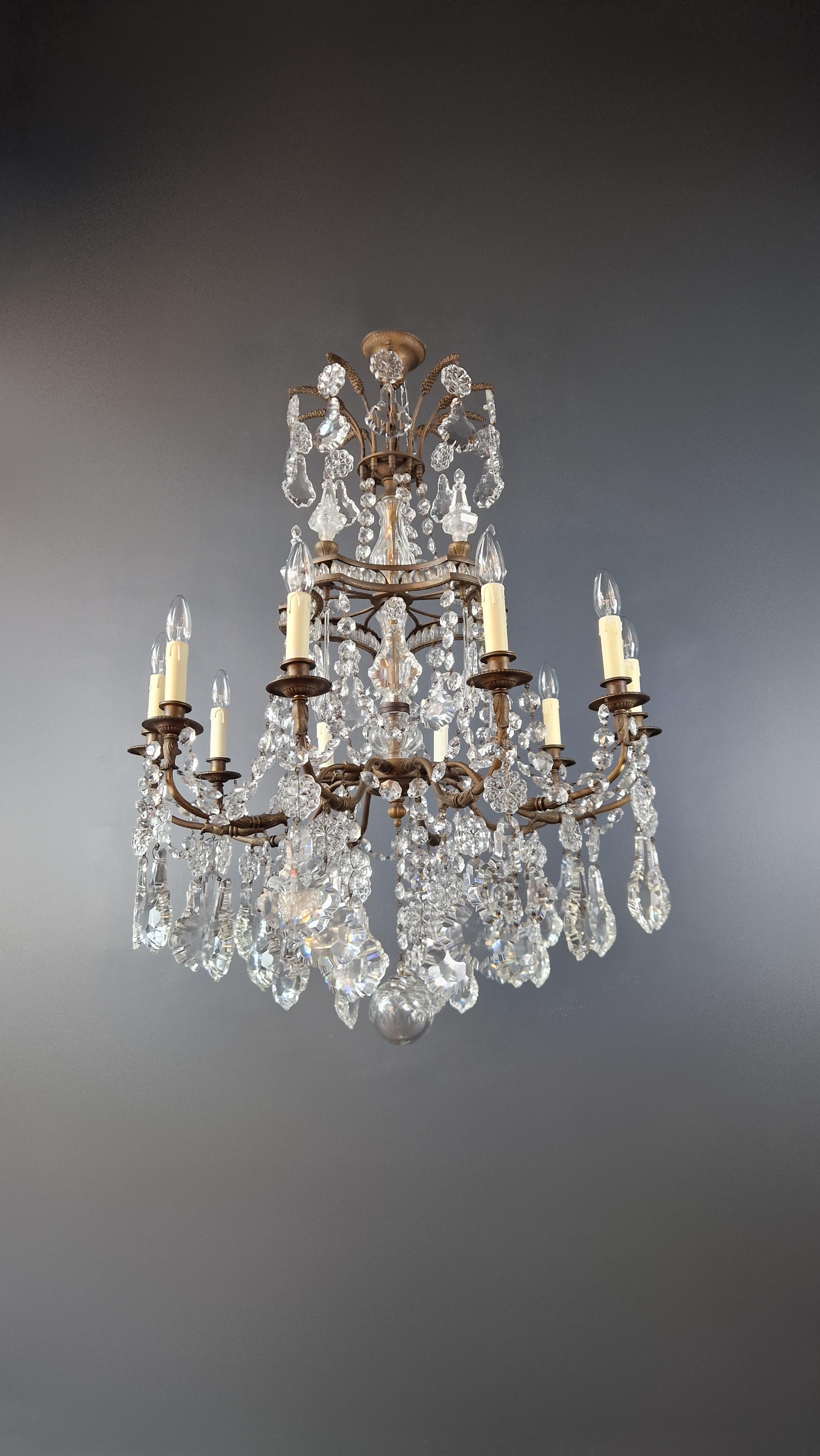 Art Nouveau Crystal Chandelier Brass Large Crystals Traditional Antique Ceiling In Good Condition For Sale In Berlin, DE