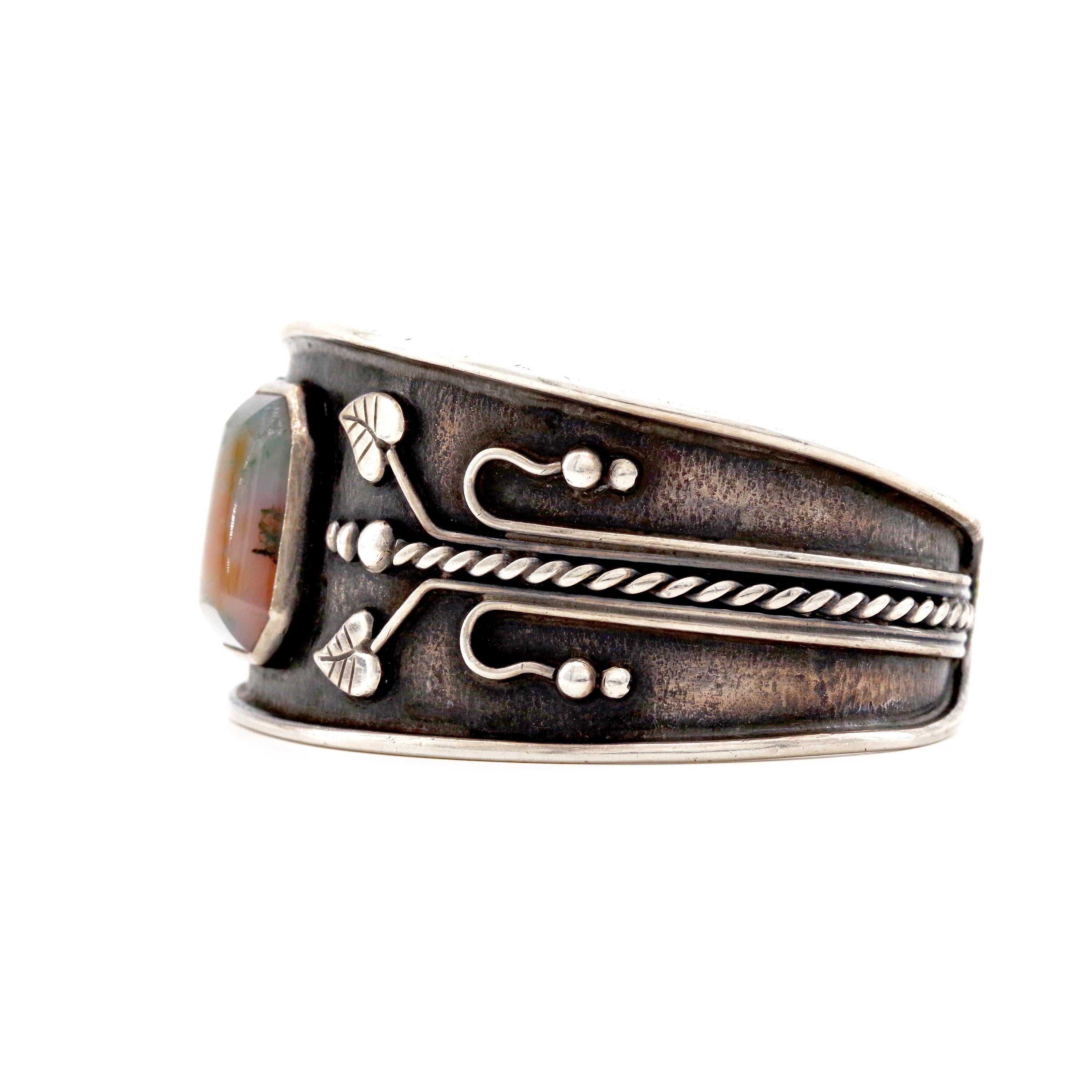 Art Nouveau Cuff Bracelet with Agate in Sterling from Europe 1