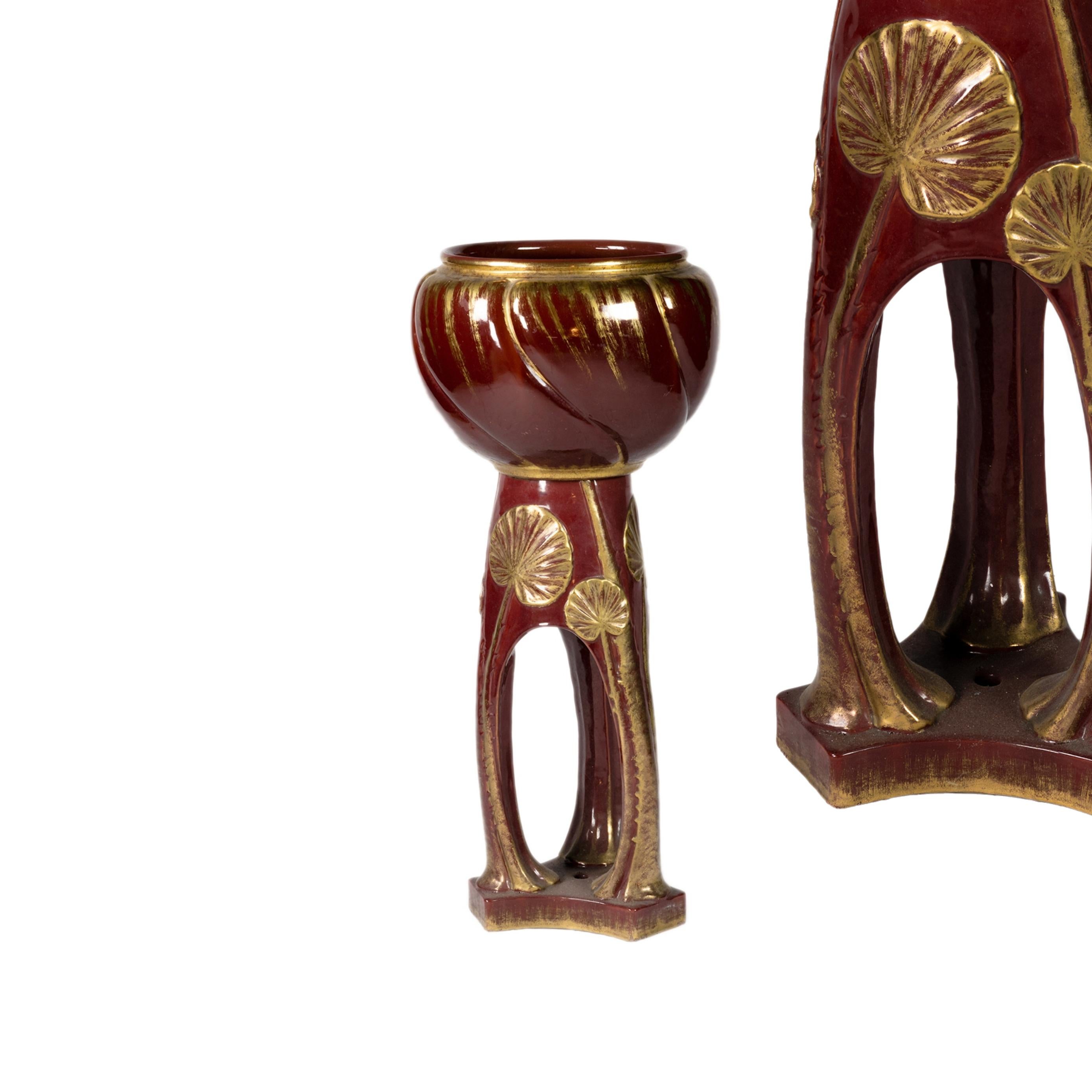 20ième siècle Cache-pot à piédestal en majolique Art Nouveau Delphin Massier, années 1900 en vente