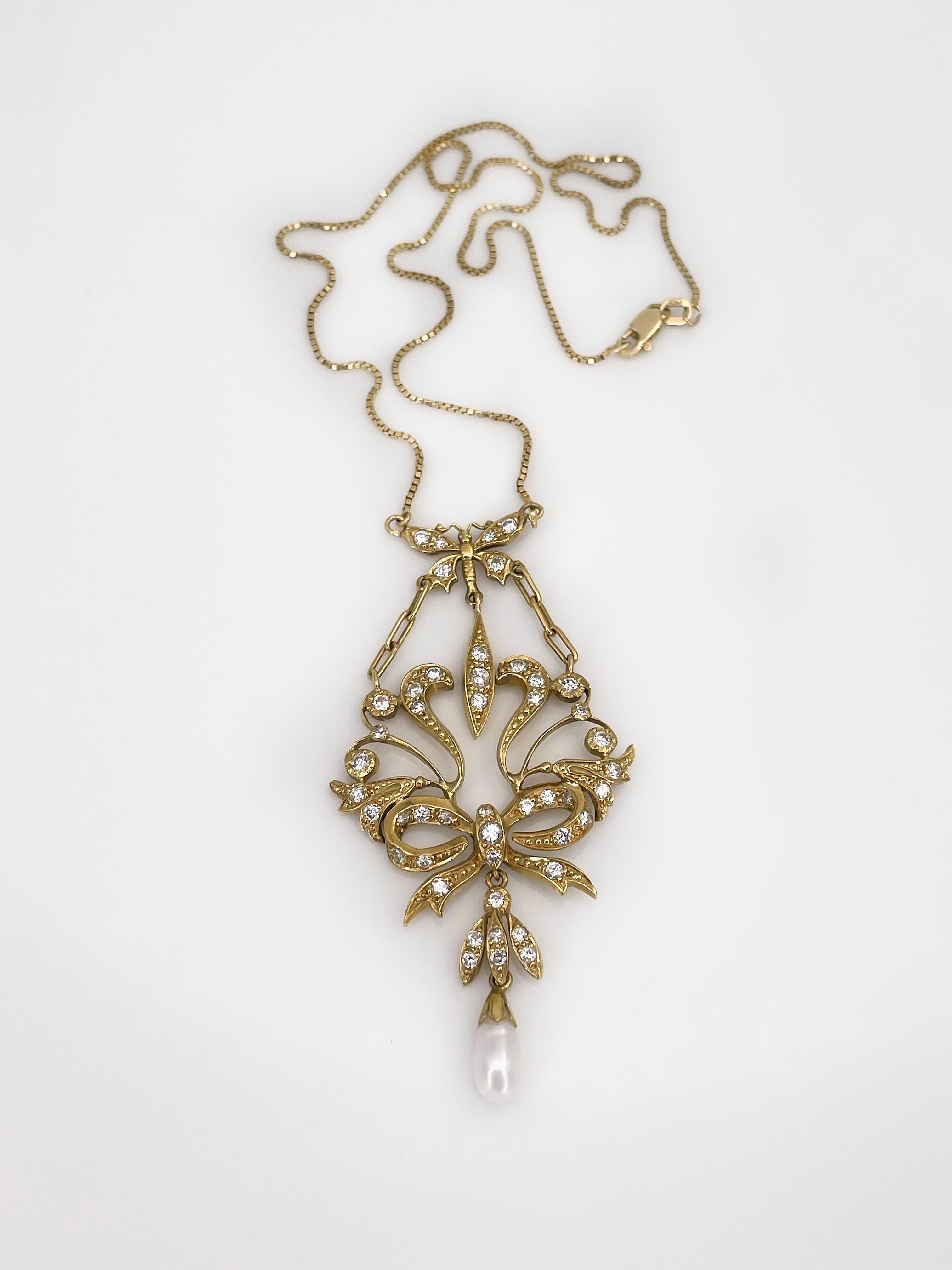 A romantic Mid century 18K yellow gold necklace with attached pendant in the style of a 'lavalier'. The design features a bow and a butterfly. It has been set with 47 brilliant cut diamonds, that in total weight 1,50ct. Color is W-STW, and clarity