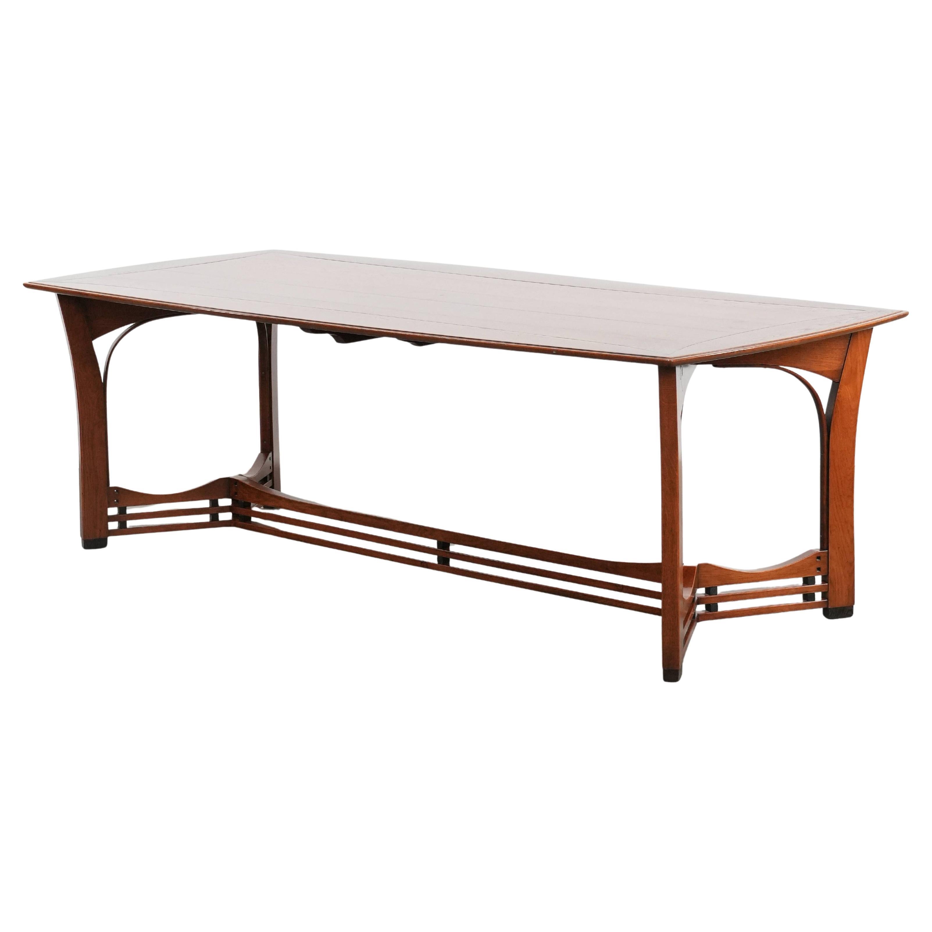 Art Nouveau design dining table for 4 to 6 people in vendita