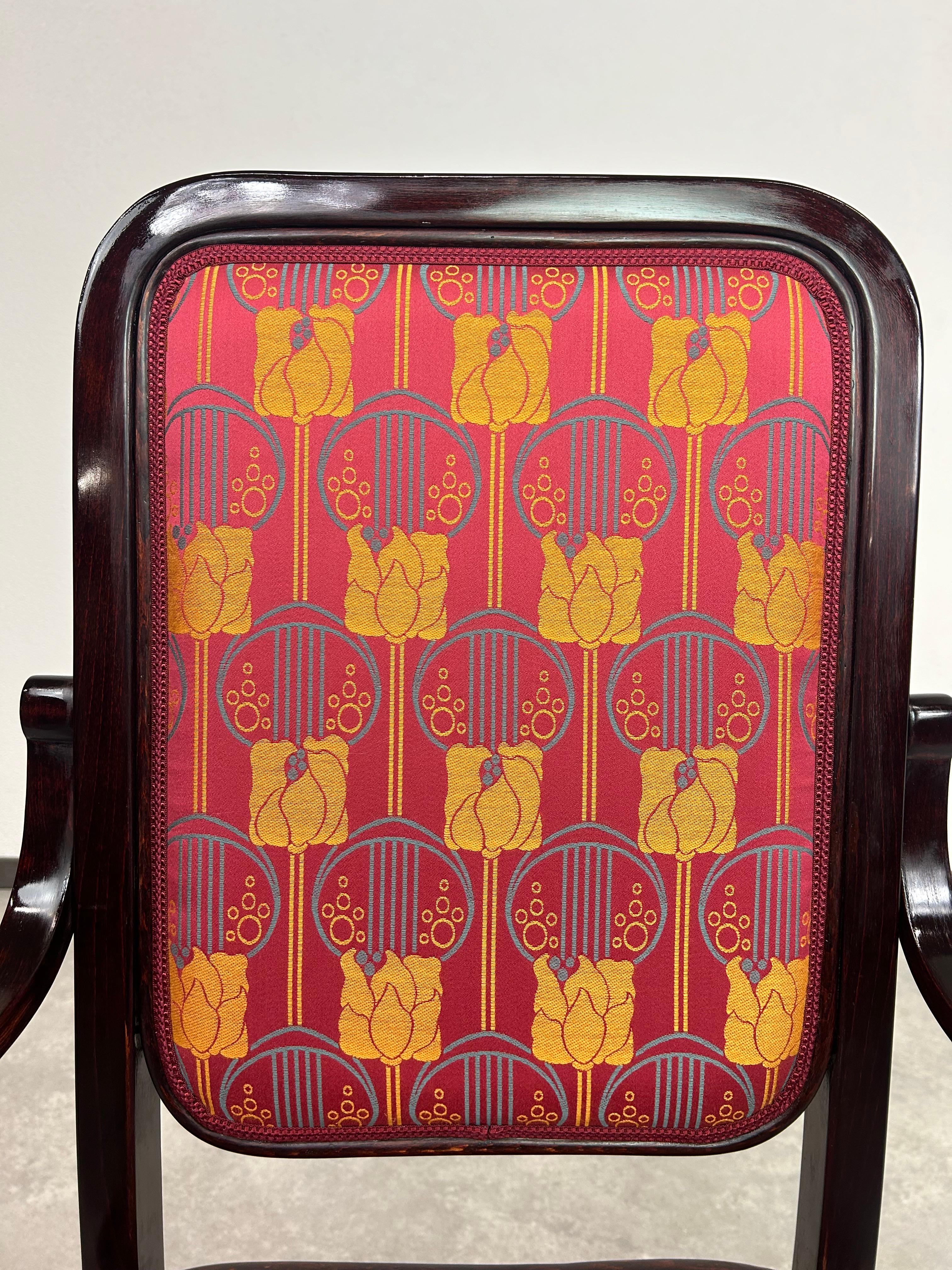 Art nouveau desk chair by Gustav Siegel for Thonet For Sale 3