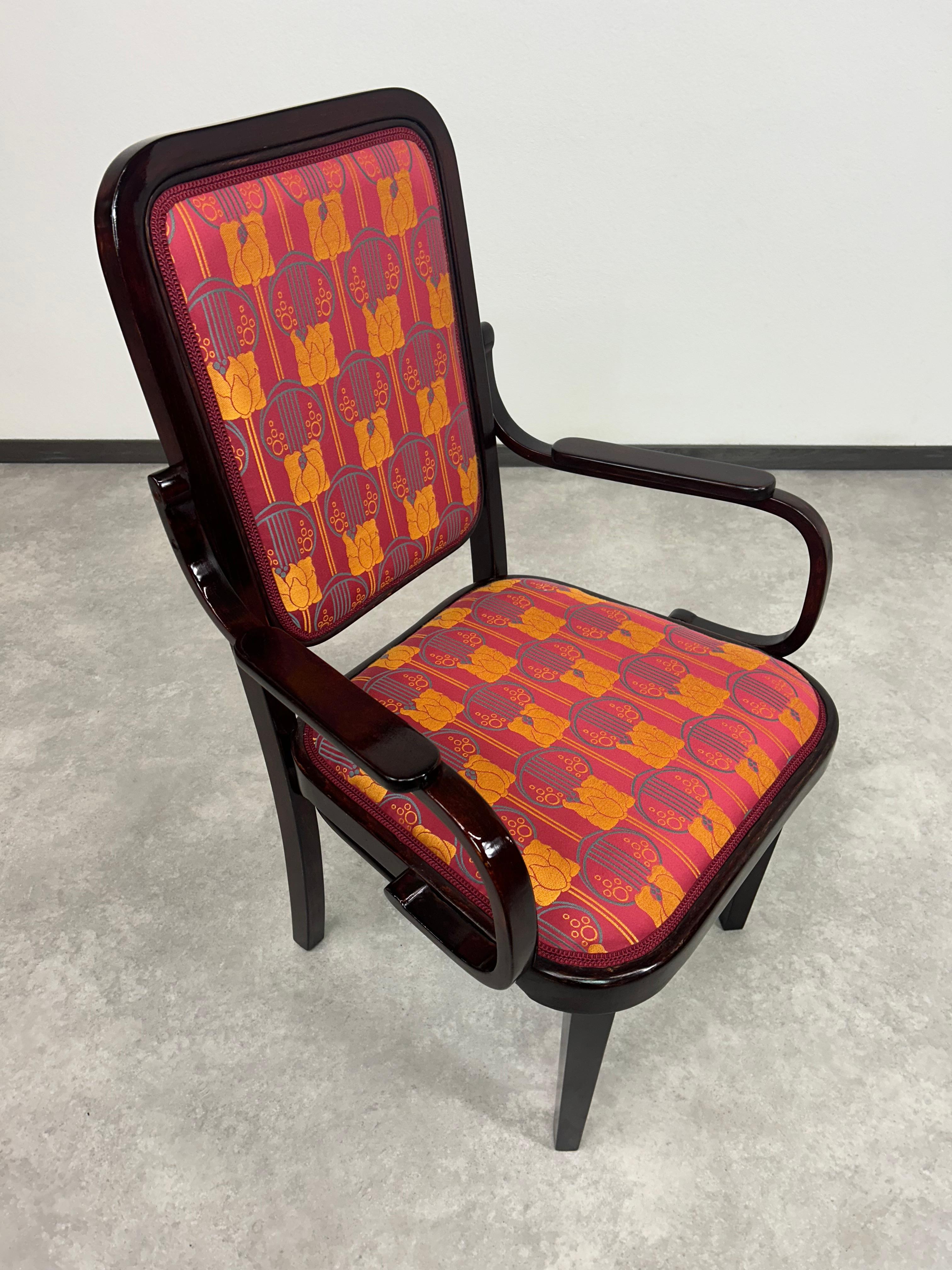 Art nouveau desk chair by Gustav Siegel for Thonet In Excellent Condition For Sale In Banská Štiavnica, SK