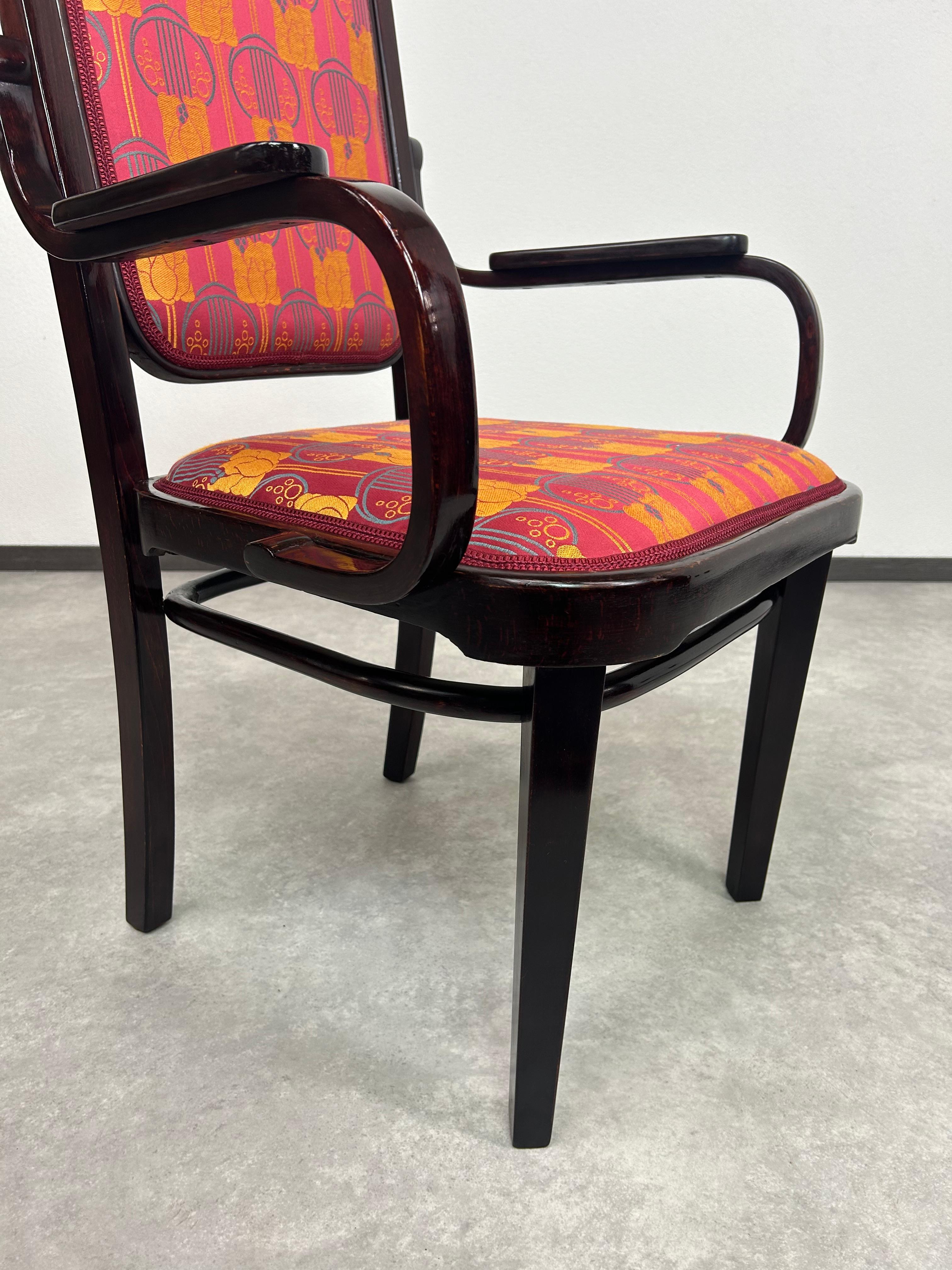 Early 20th Century Art nouveau desk chair by Gustav Siegel for Thonet For Sale