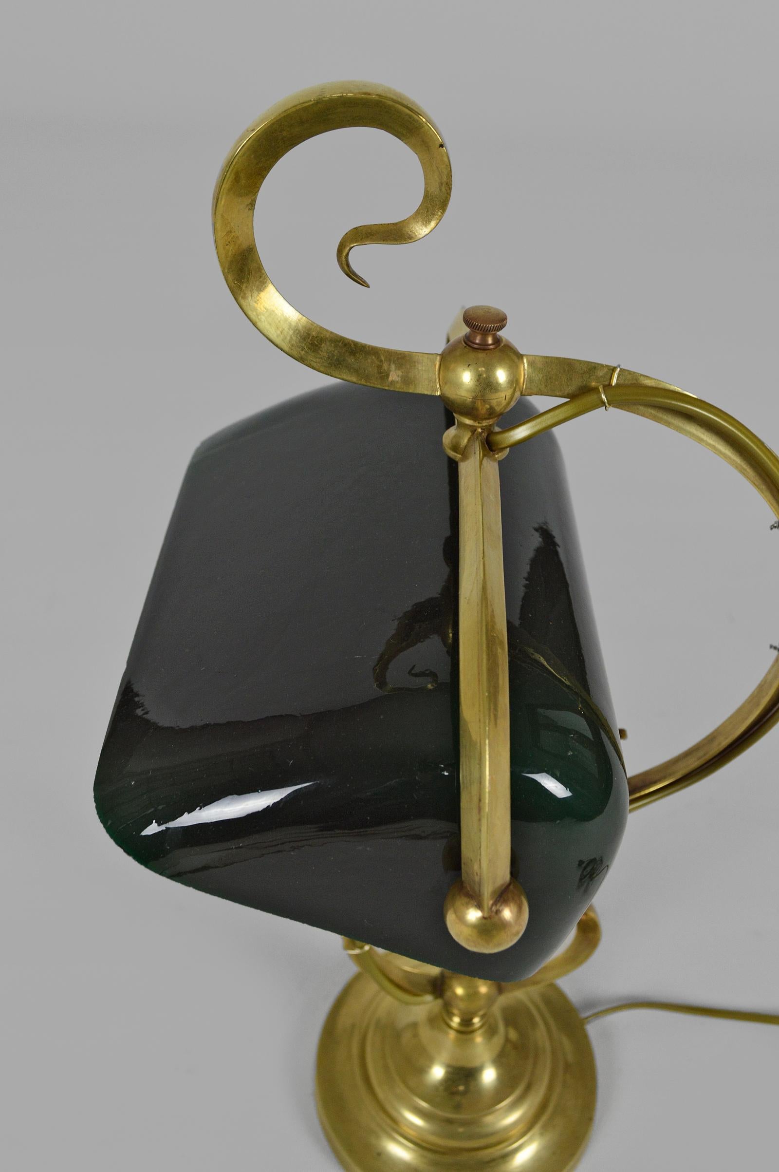 Art Nouveau Desk or Piano Lamp, Bronze & Green Opaline Glass France, circa 1905 For Sale 5