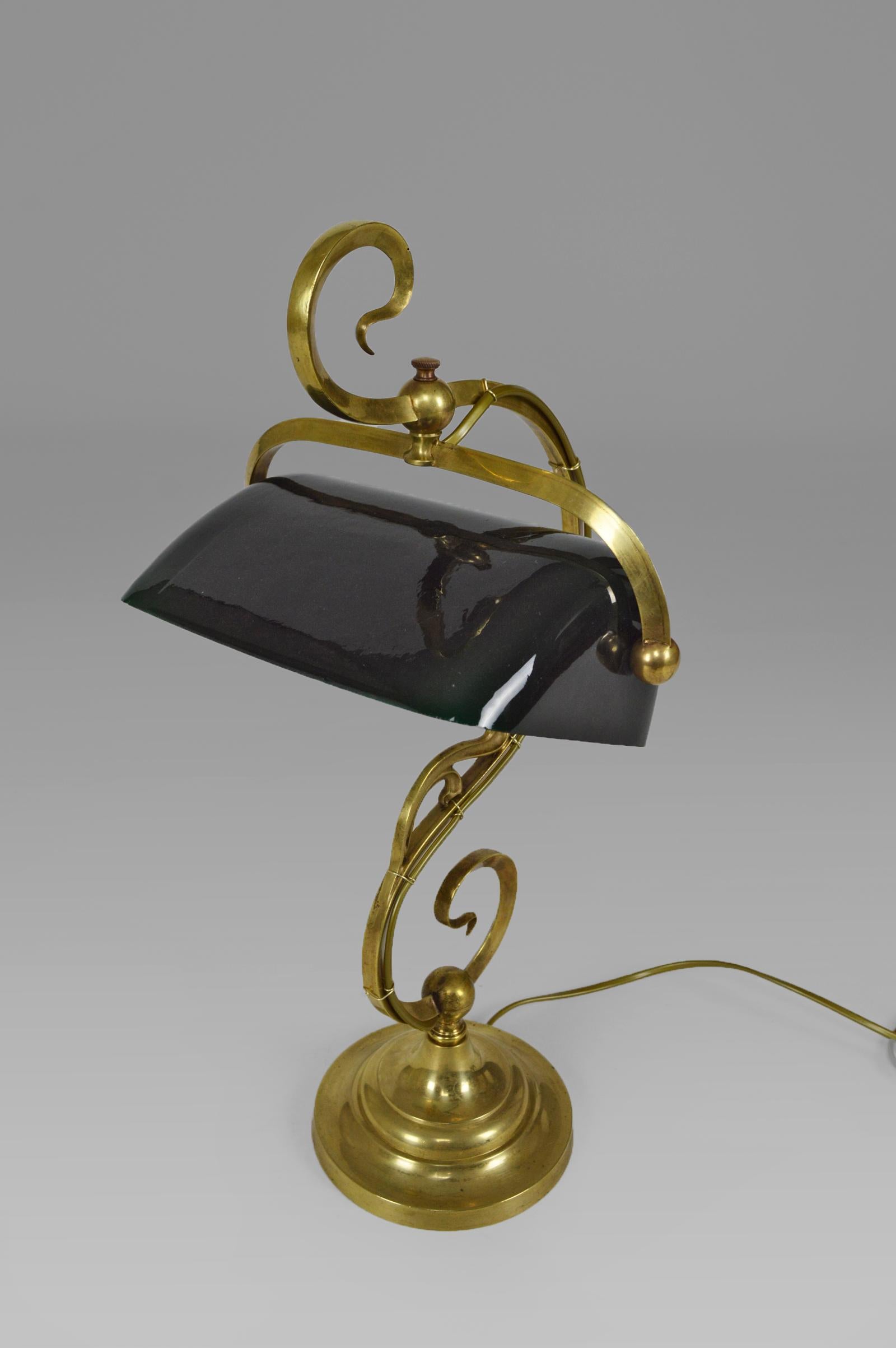 Art Nouveau Desk or Piano Lamp, Bronze & Green Opaline Glass France, circa 1905 For Sale 6