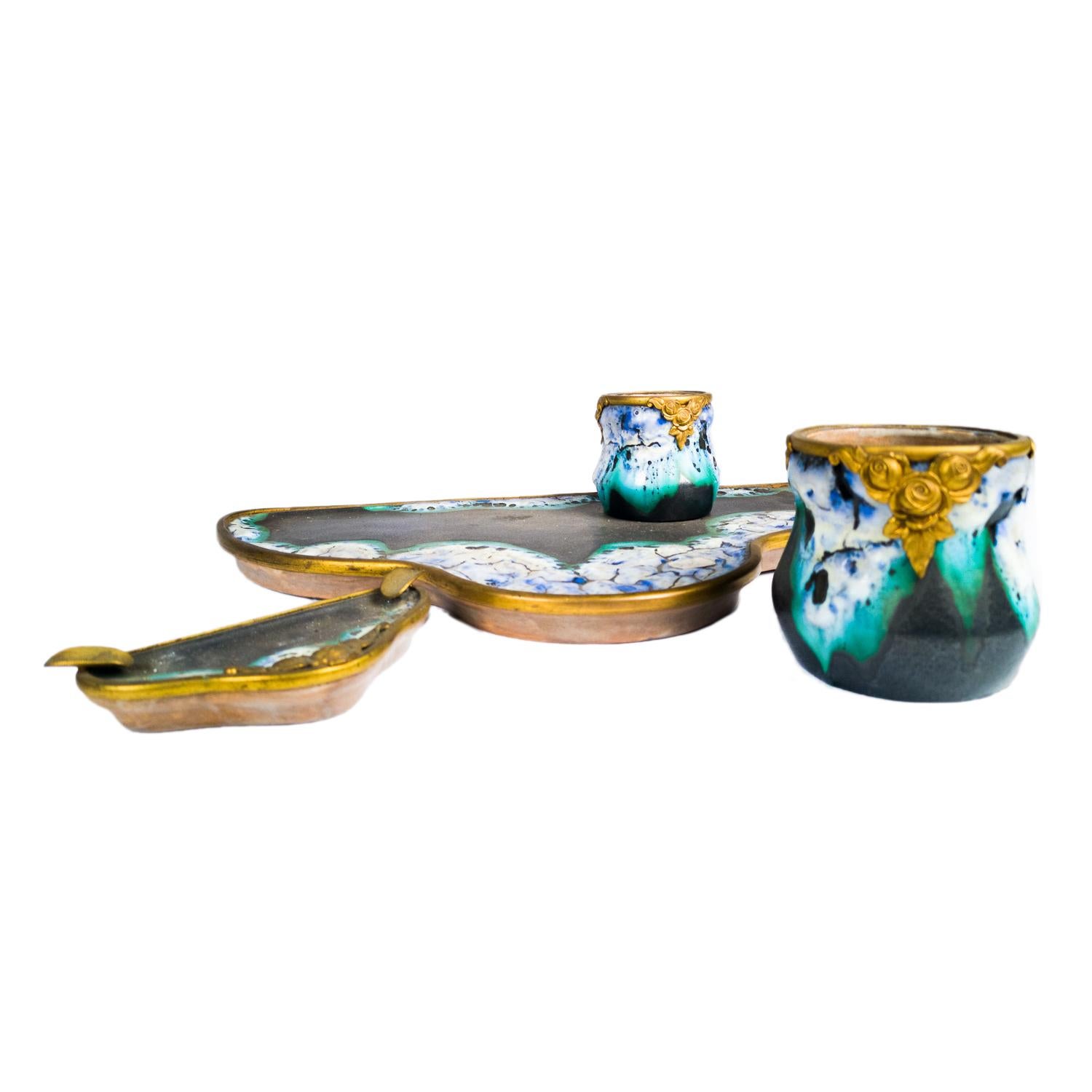 Bronzo Set da scrivania Art Nouveau in ceramica e bronzo dorato, Francia, 1900 in vendita