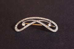 Art Nouveau Diamond Brooch in 18 Karat Yellow Gold and Platinum