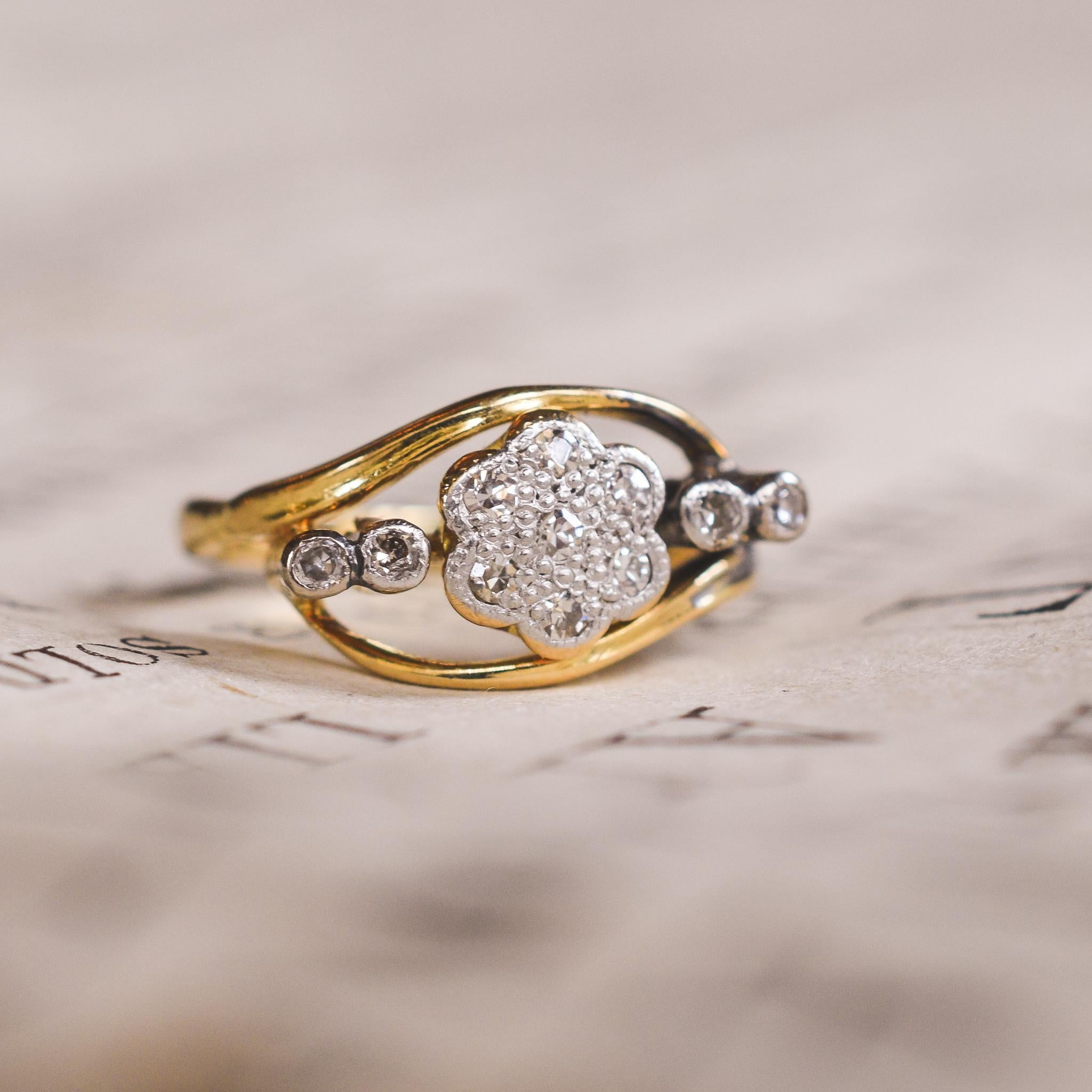 Women's Art Nouveau Diamond Daisy Crossover Ring
