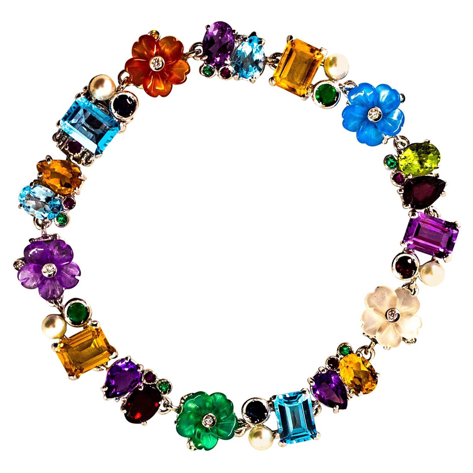 Bracelet Art nouveau fleurs plaqué or blanc, diamant, rubis, émeraude, saphir bleu