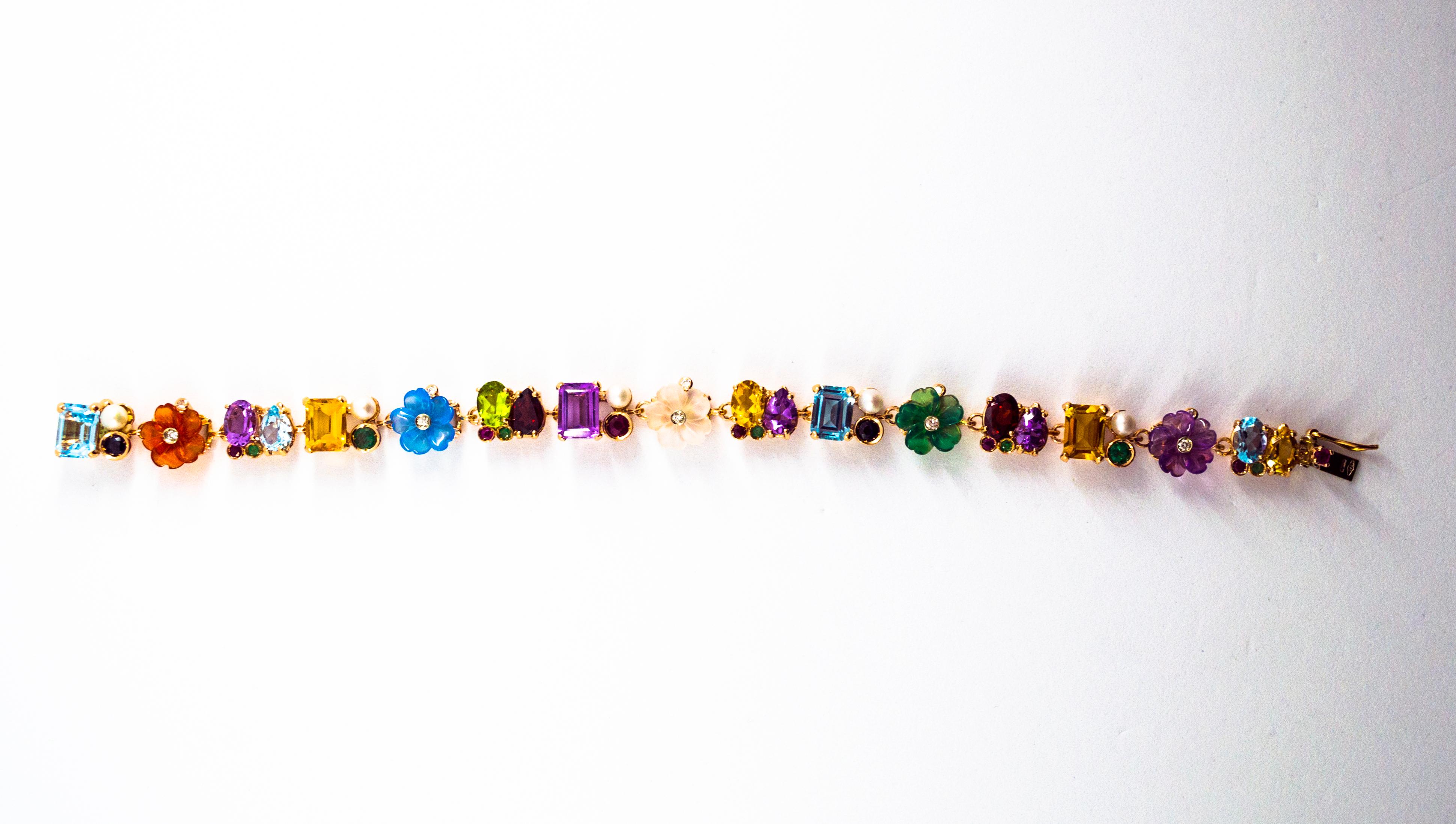 Art Nouveau Diamante Rubí Esmeralda Zafiro Perla Oro Amarillo Pulsera Flores en venta 2