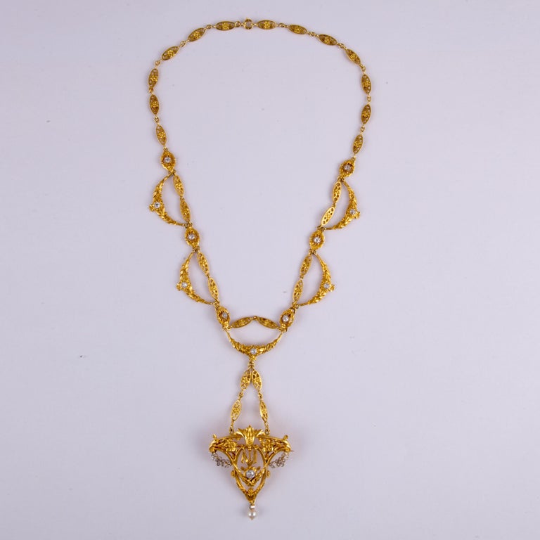 Art Nouveau Diamond and Gold Pendant Necklace For Sale at 1stDibs