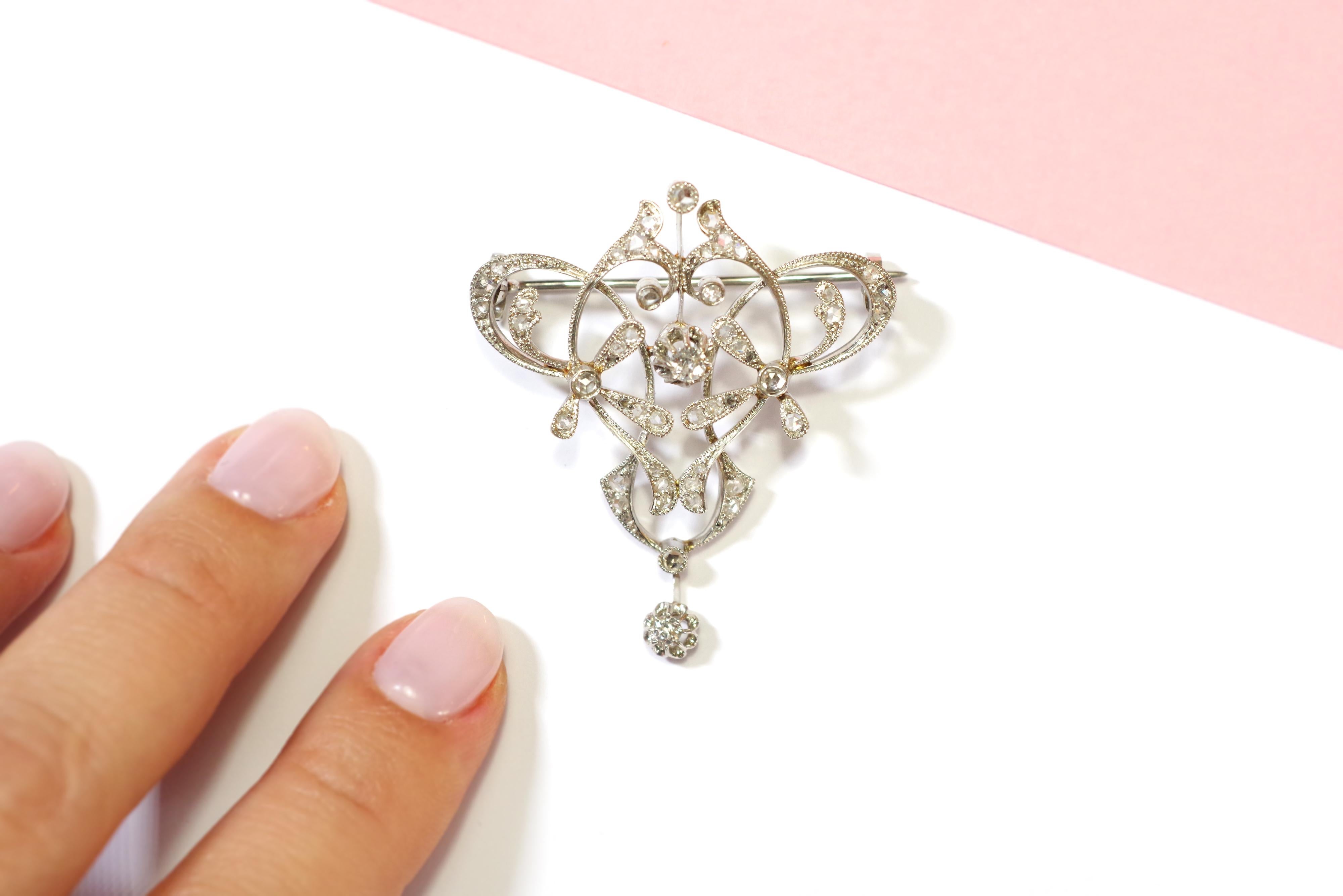 Art Nouveau Diamonds Brooch Pendant in Platinum 1