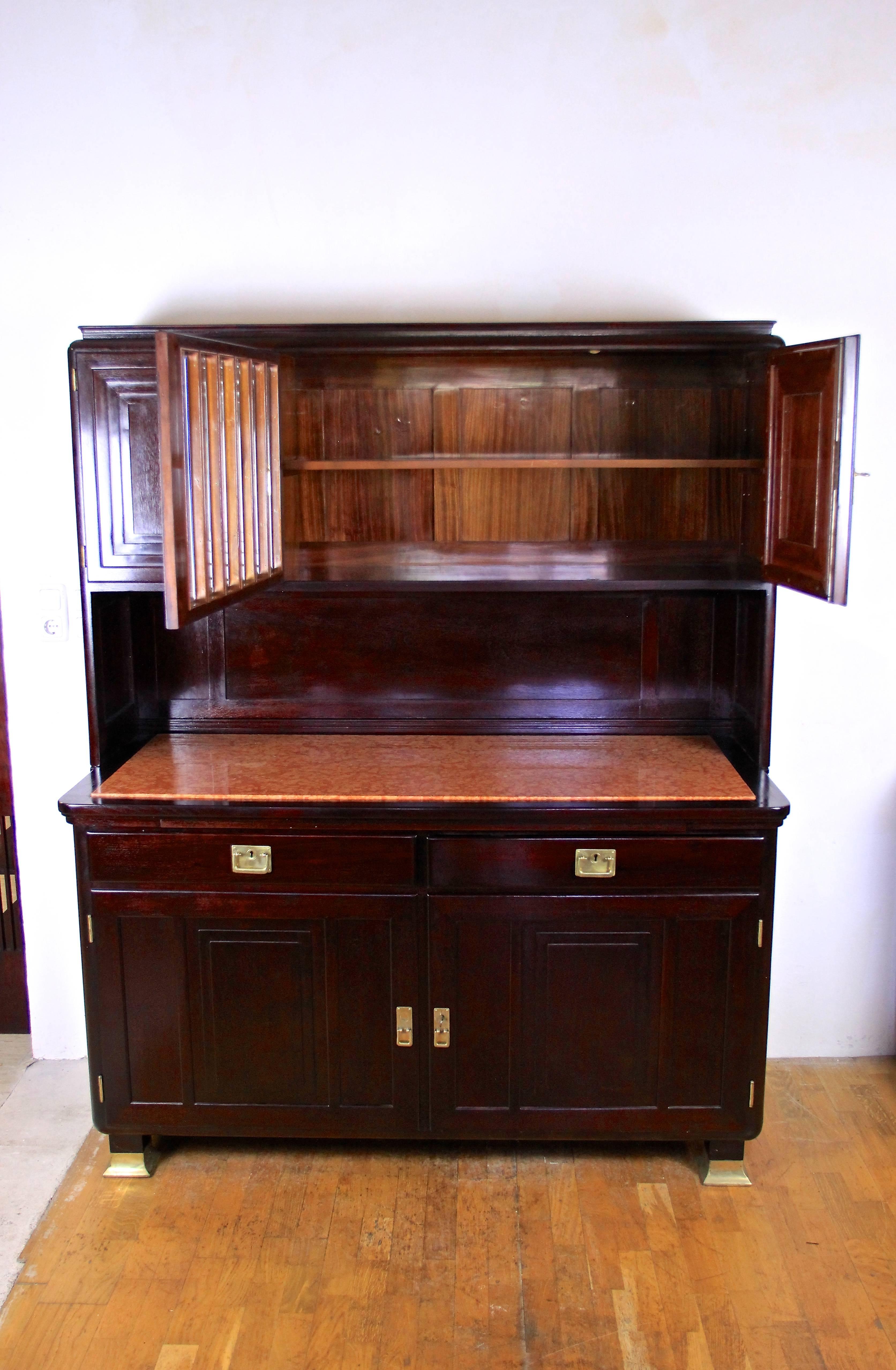 Art Nouveau Dining Room Sideboard by August Ungethüm, Austria, circa 1910 In Good Condition In Lichtenberg, AT