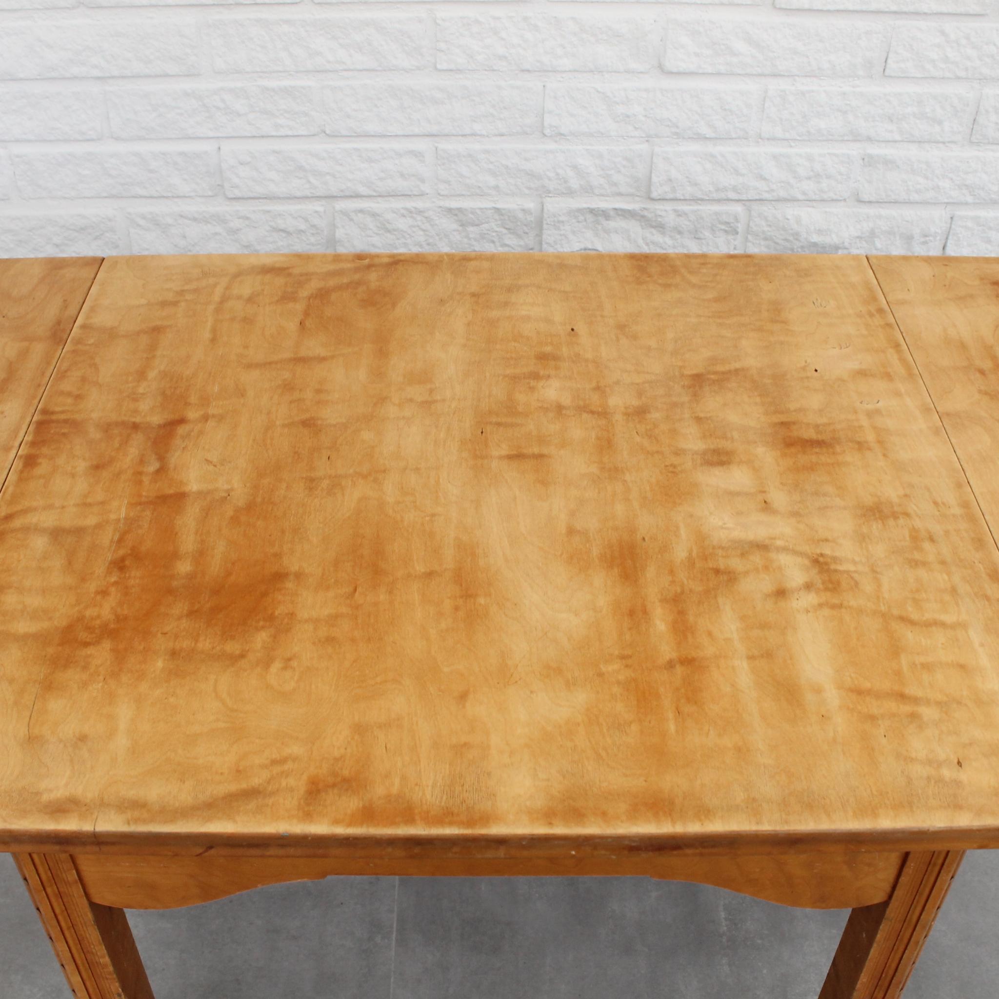 Early 20th Century Art Nouveau dining table by Nordiska Kompaniet for the Gasworks of Stockholm For Sale