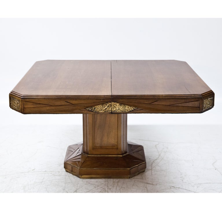 Art Nouveau Dining Table, France, circa 1910 In Good Condition For Sale In Greding, DE