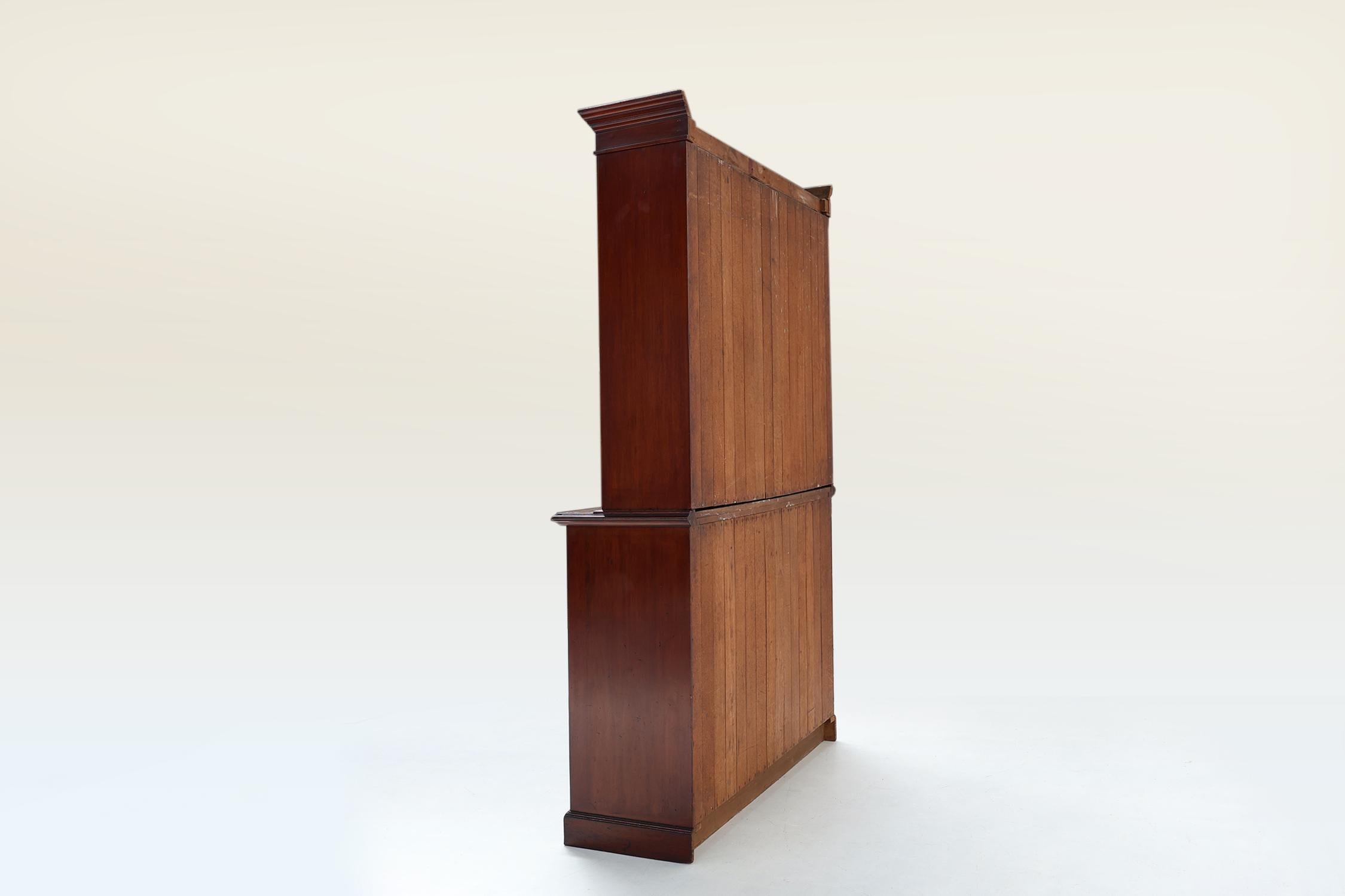Art Nouveau Display Cabinet or Bookcase in oak with carvings and glass doors For Sale 10